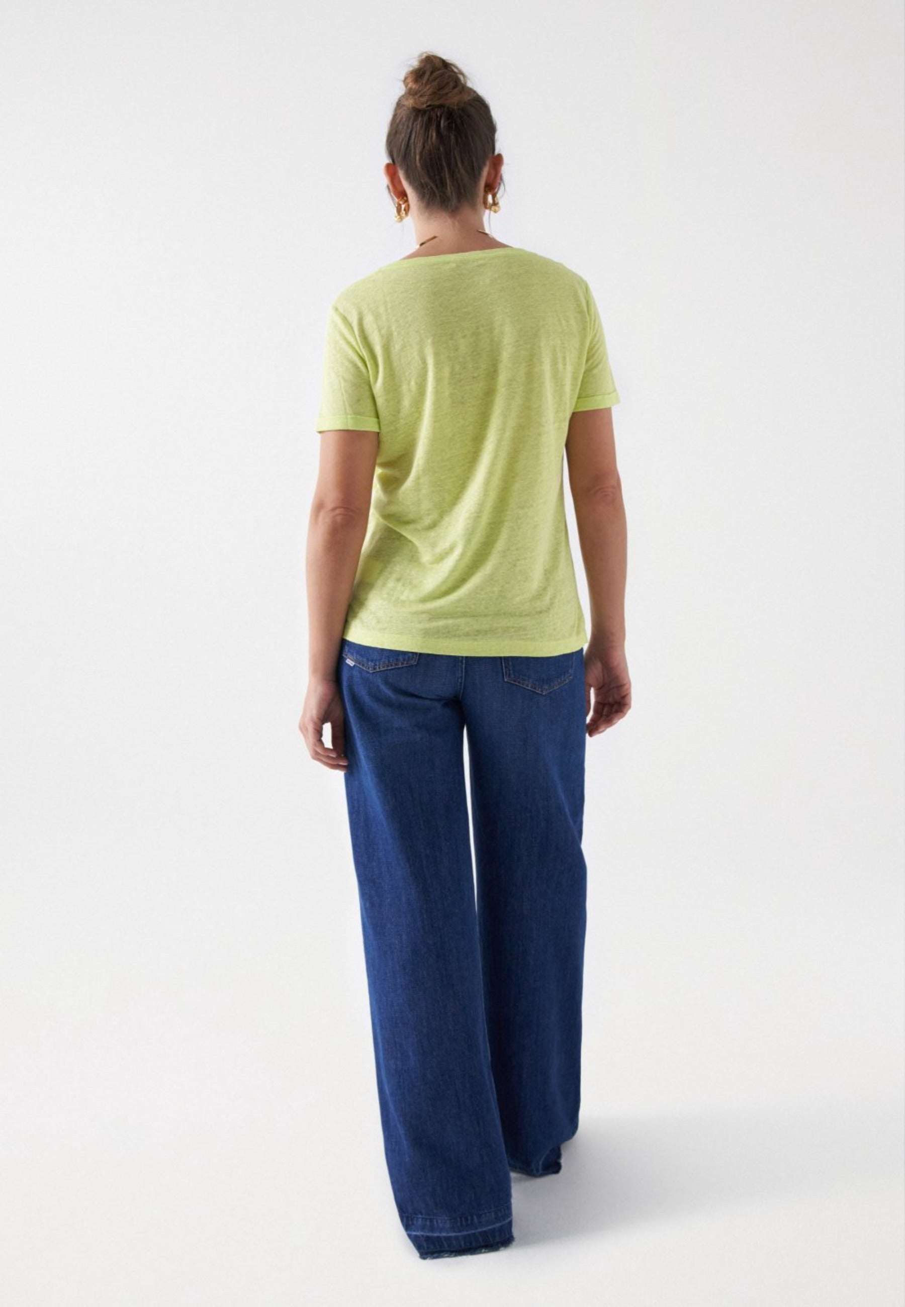 Linen V-Neck T-Shirt in Light Green V1 T-Shirts Salsa Jeans   