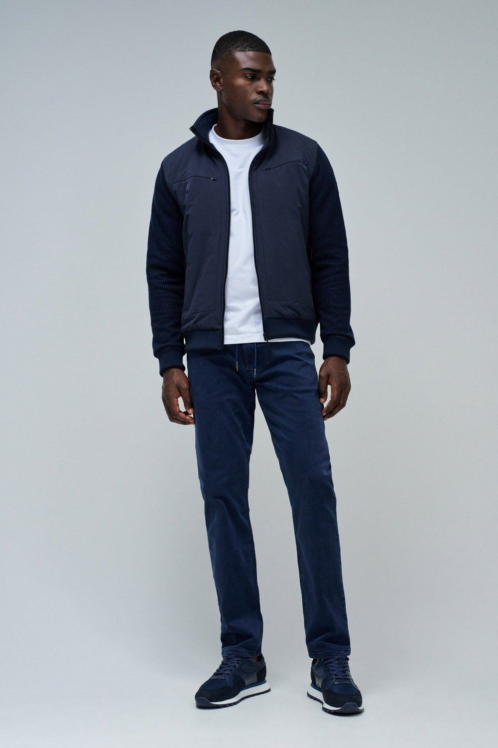 Regular Jogger S-Activ Colors in Dark Blue Pants Salsa Jeans