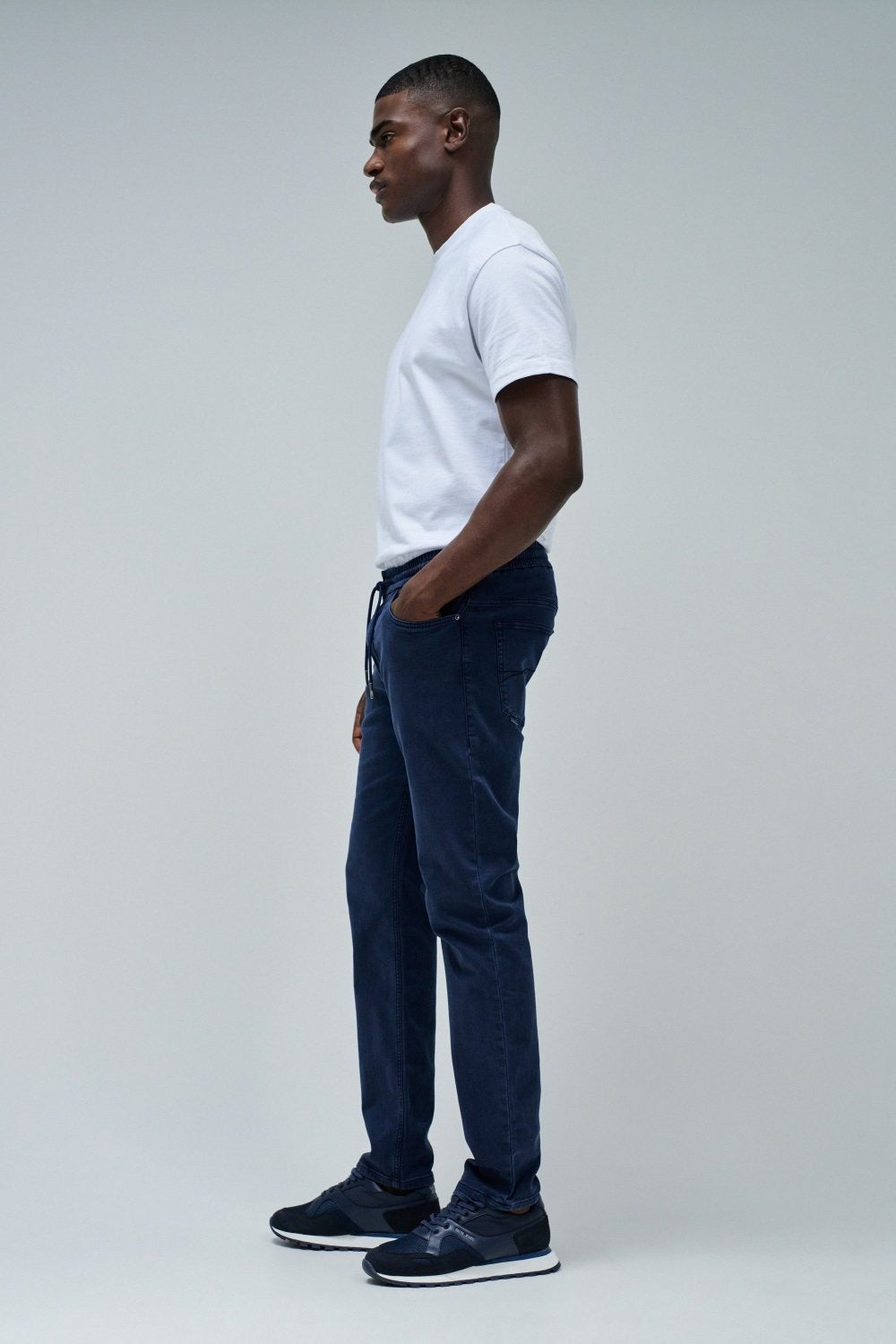 Regular Jogger S-Activ Colors in Dark Blue Pants Salsa Jeans