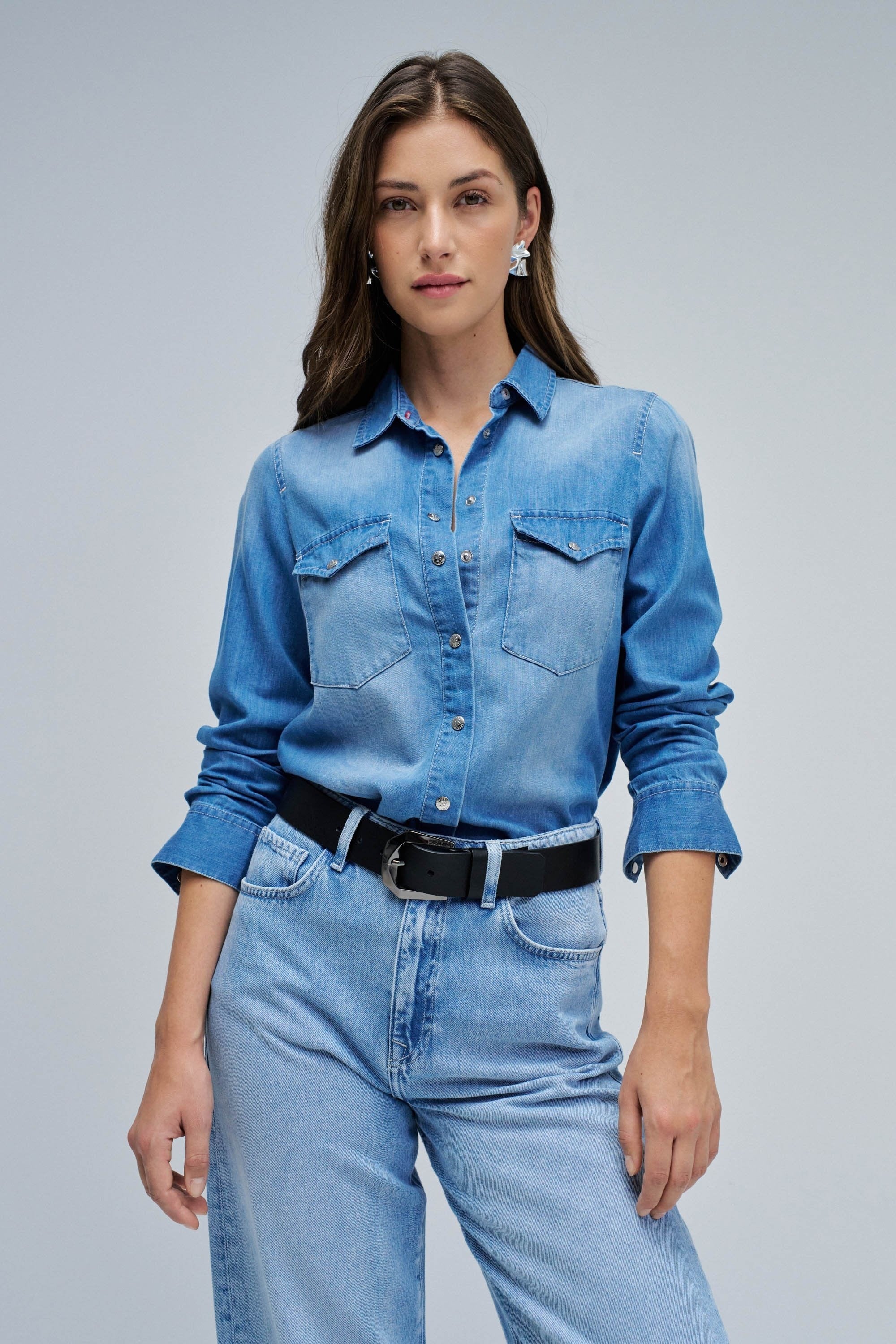 Denim Shirt W/ Front Pockets in Medium Wash Shirts Salsa Jeans