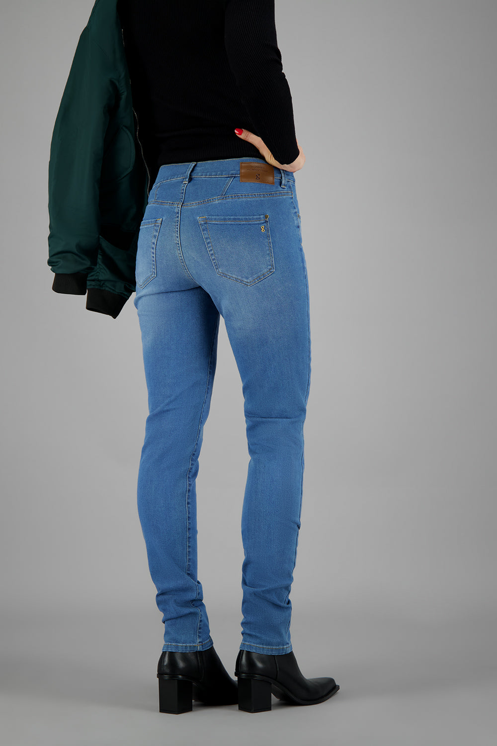 ZURI122 Jeans in Stone Used Jeans Gardeur