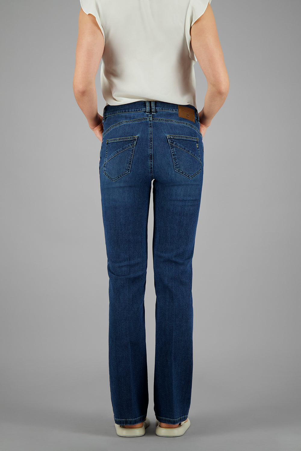 ZURI126 Jeans in Dark Rinse Used Jeans Gardeur