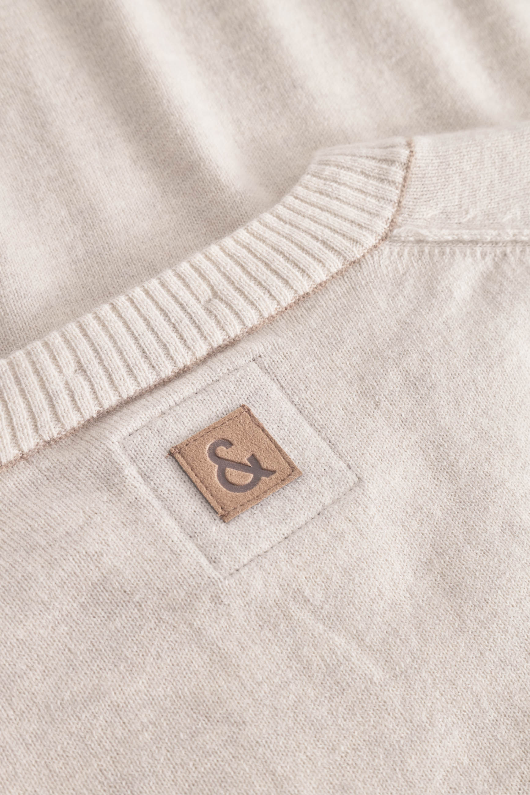 Roundneck Merino Blend in Offwhite Sweater Colours and Sons   