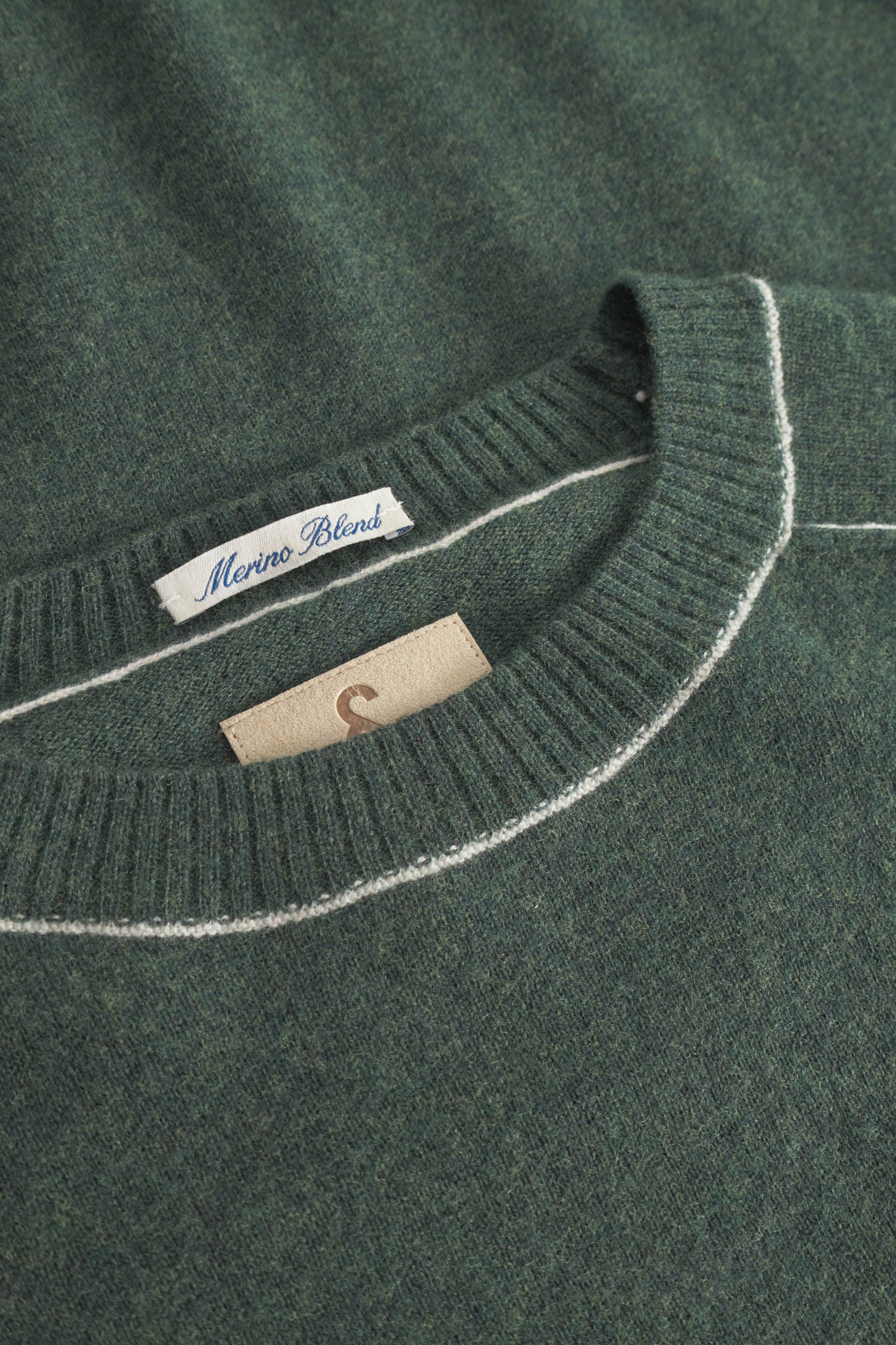 Roundneck Merino Blend in Yucca Sweater Colours and Sons   