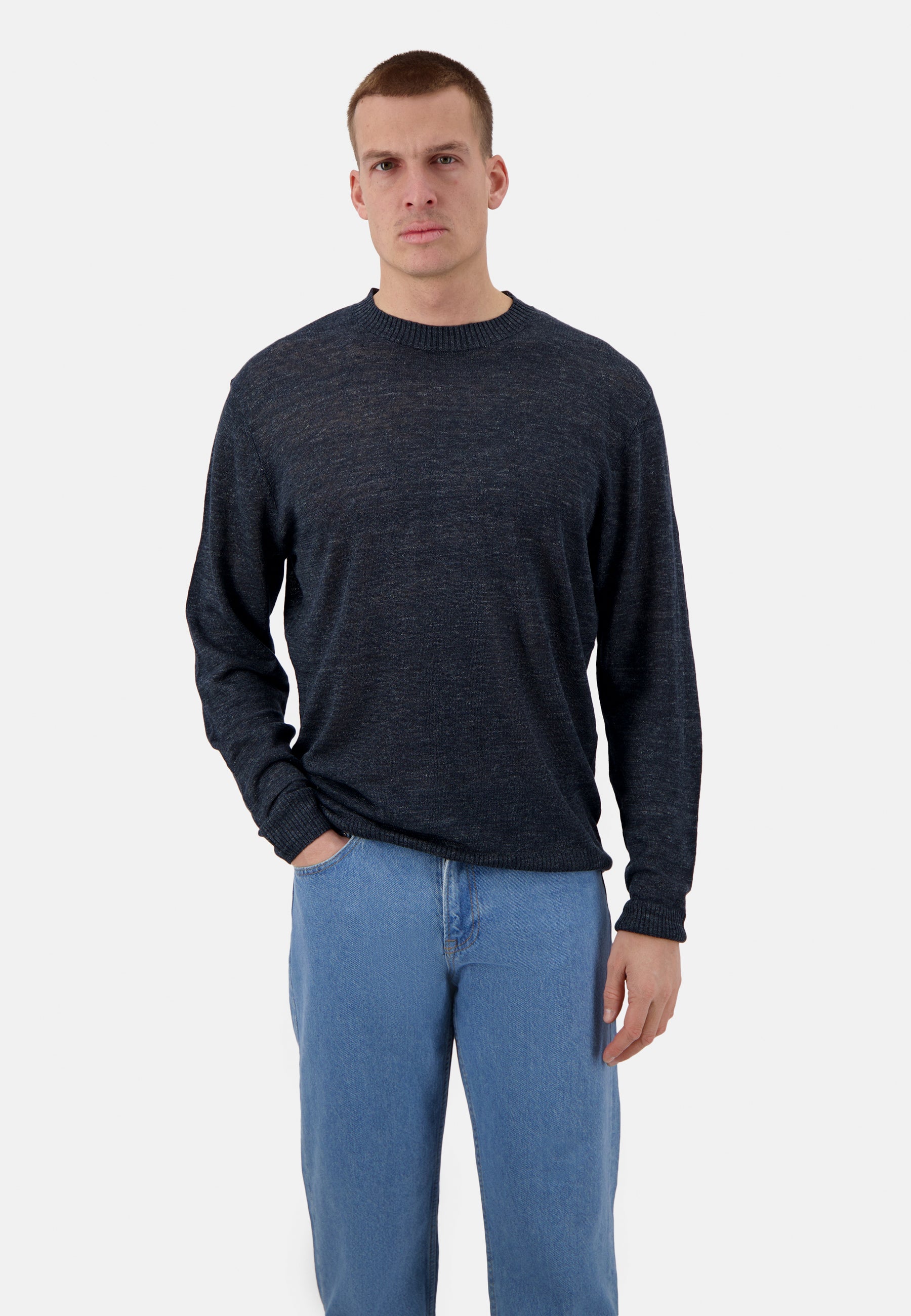 Roundneck linen in navy sweater Colours and Sons   