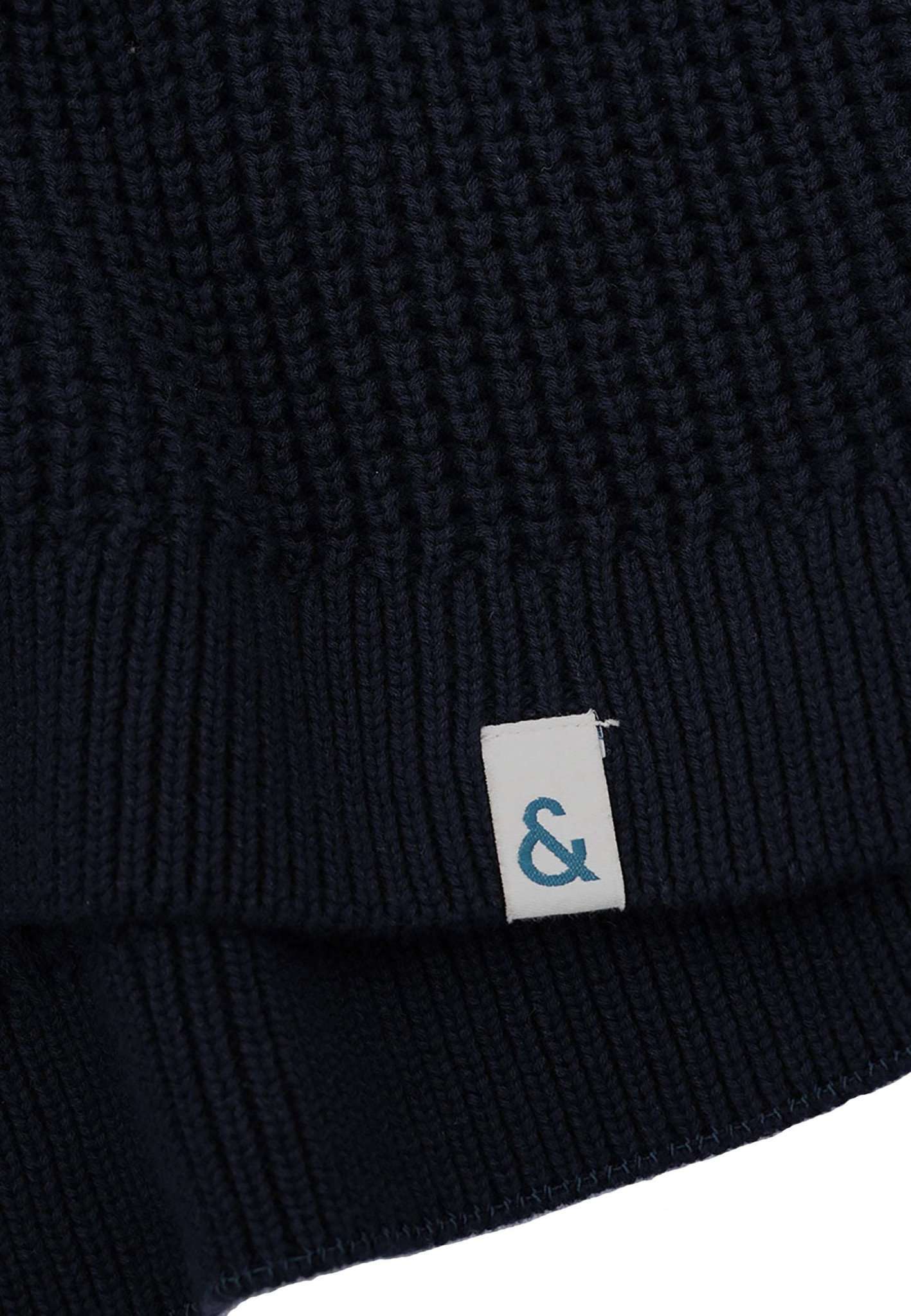 V-neck tuck stitch in navy sweater Colours and Sons   