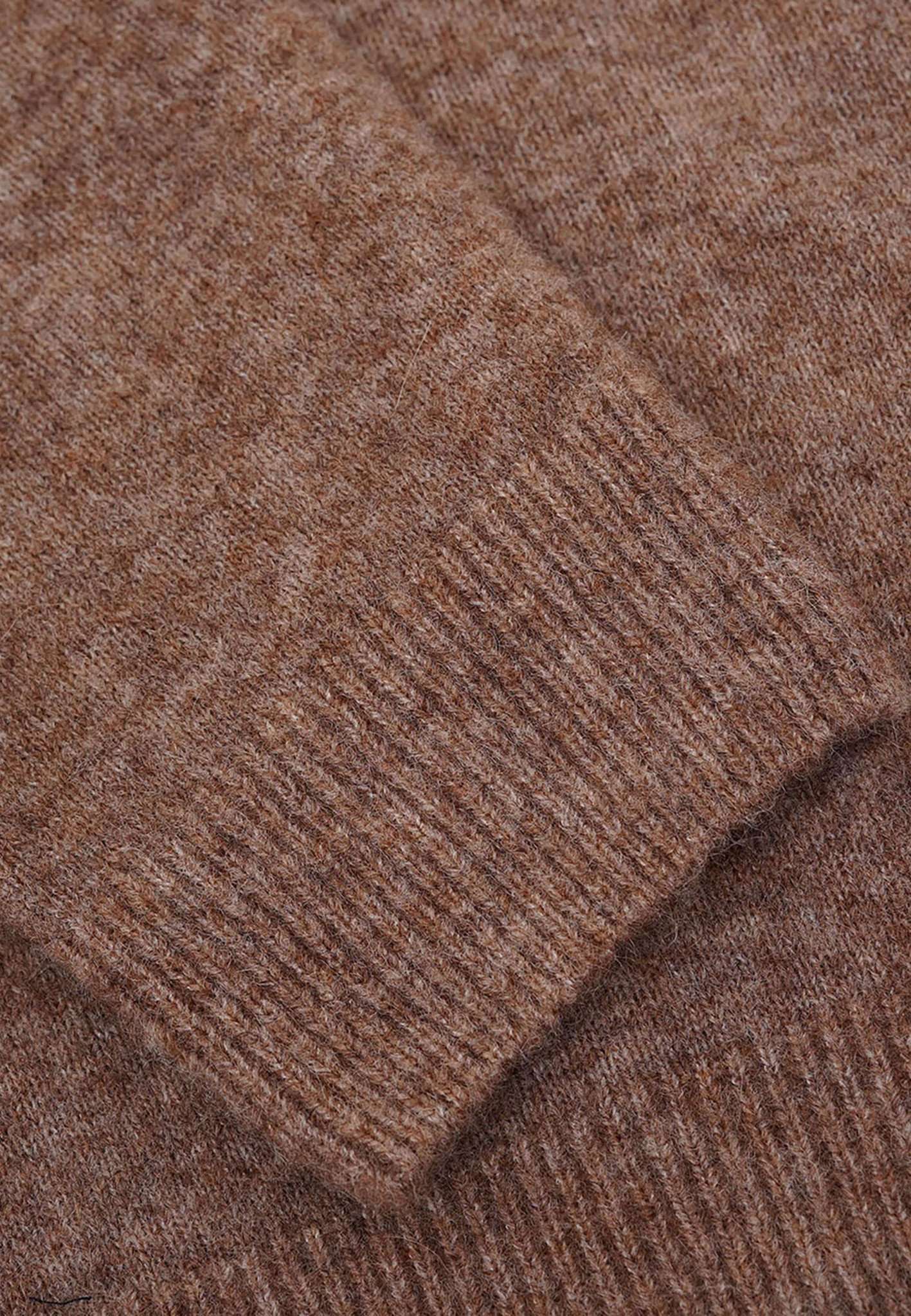 Roundneck-Hairy in Tobacco Sweater Colours and Sons   