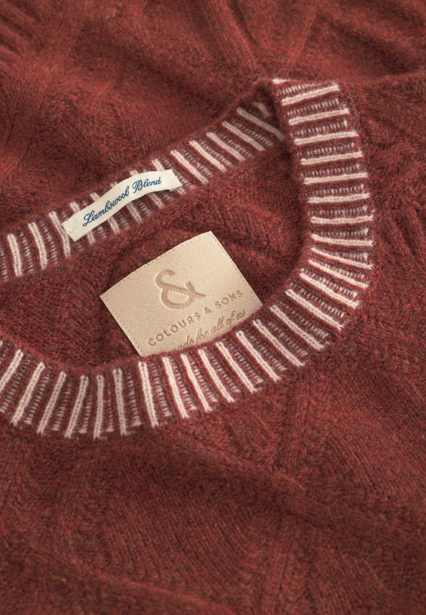 Roundneck Ethno Structure in Brandy Sweater Colours and Sons   