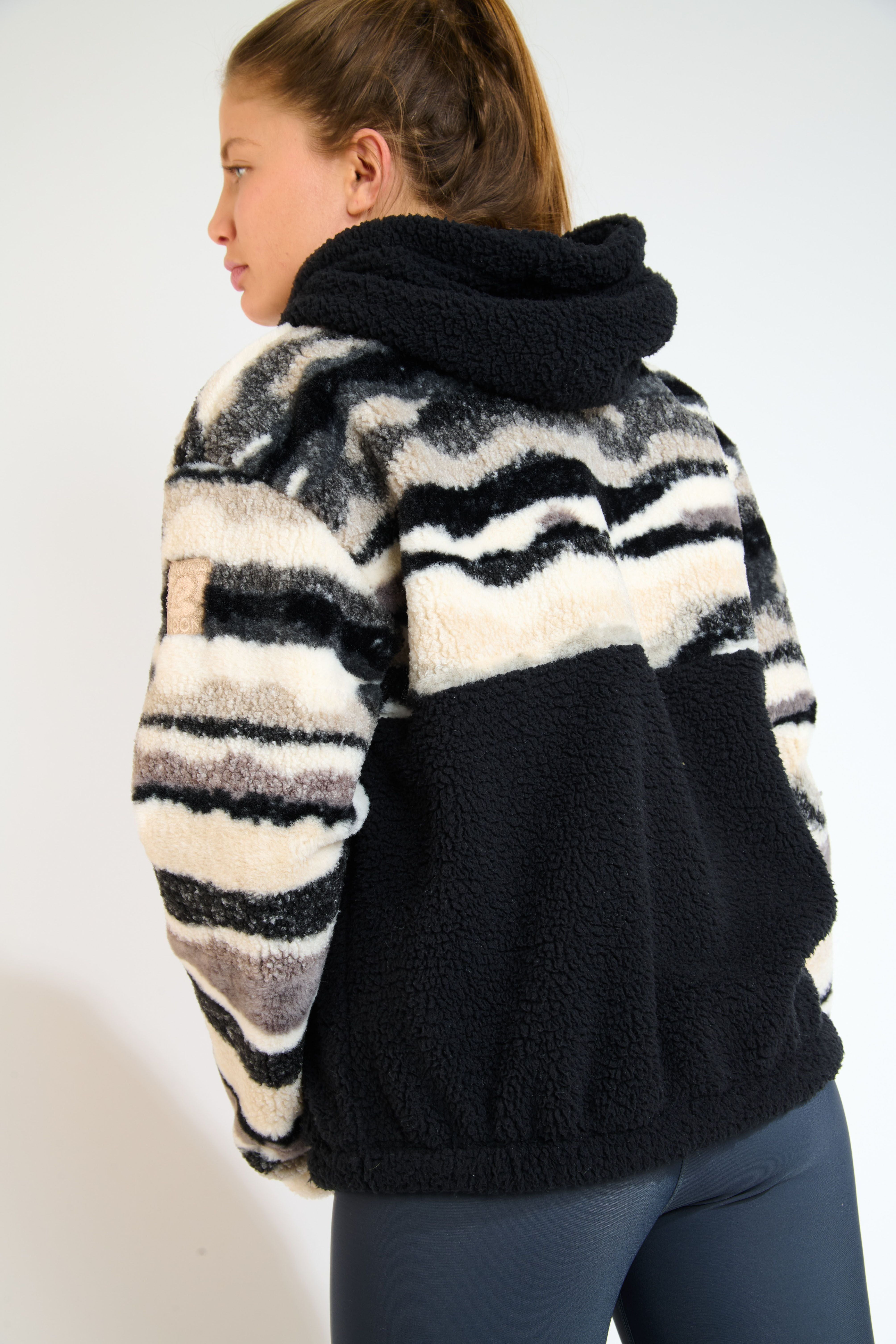 BANFF-GREENWOOD fleece jacket in Noir Jackets Banana Moon