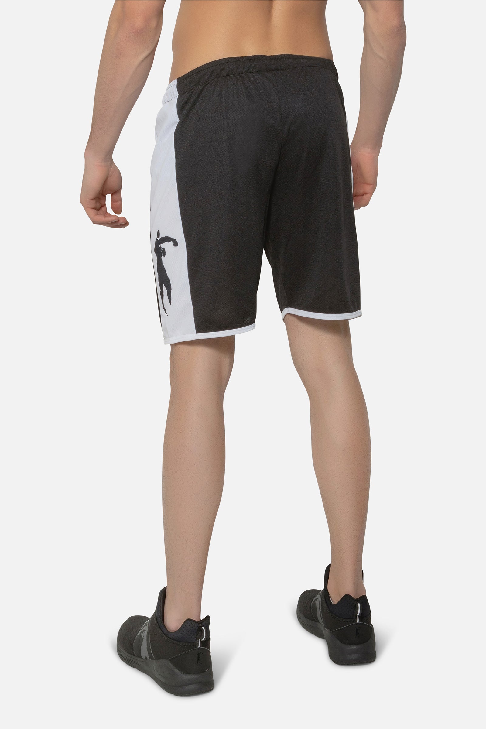 Soccer Basic Shorts in Black Shorts Boxeur des Rues   