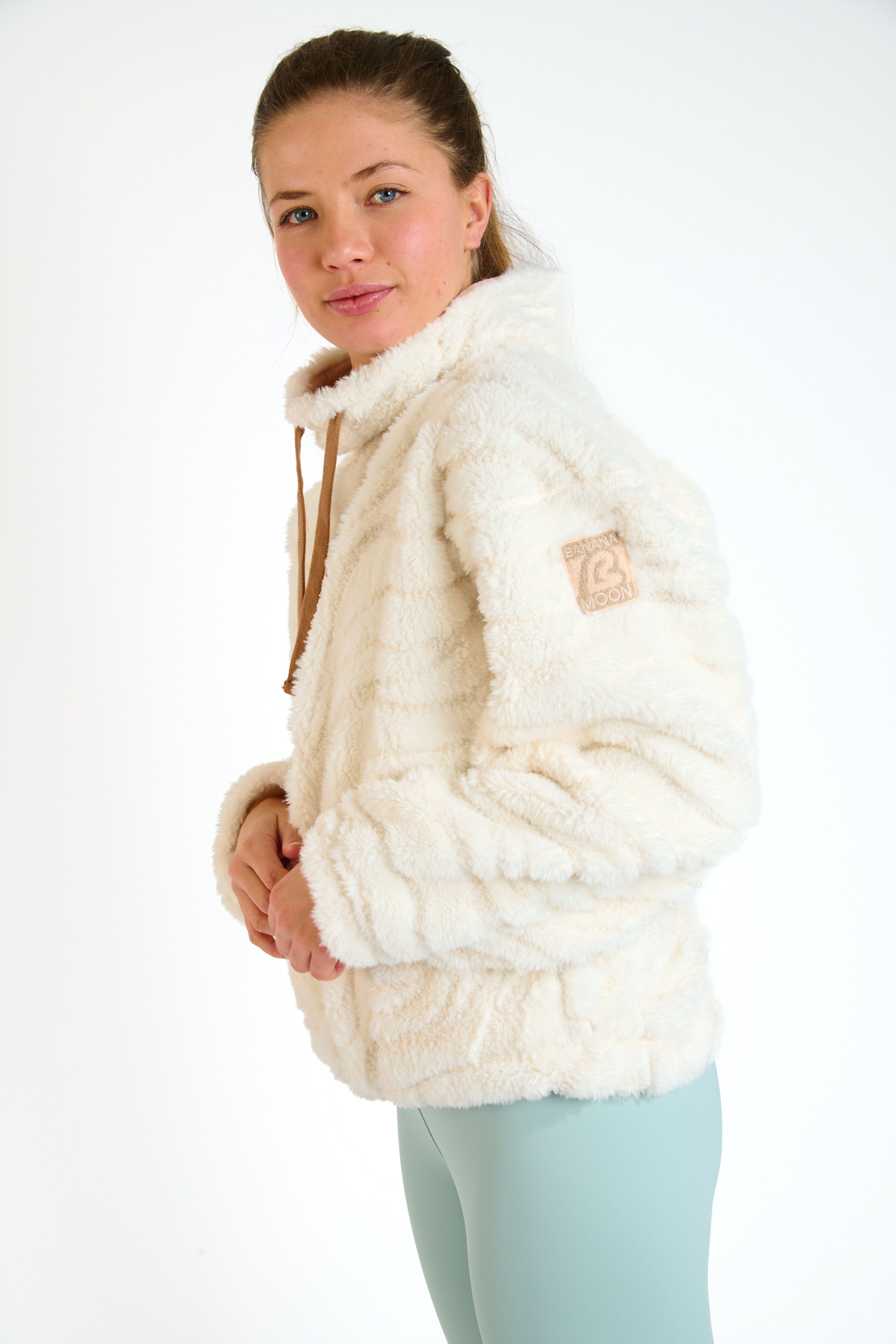 CHIMNEY-CALGARY Sweater in ecru Sweater Banana Moon