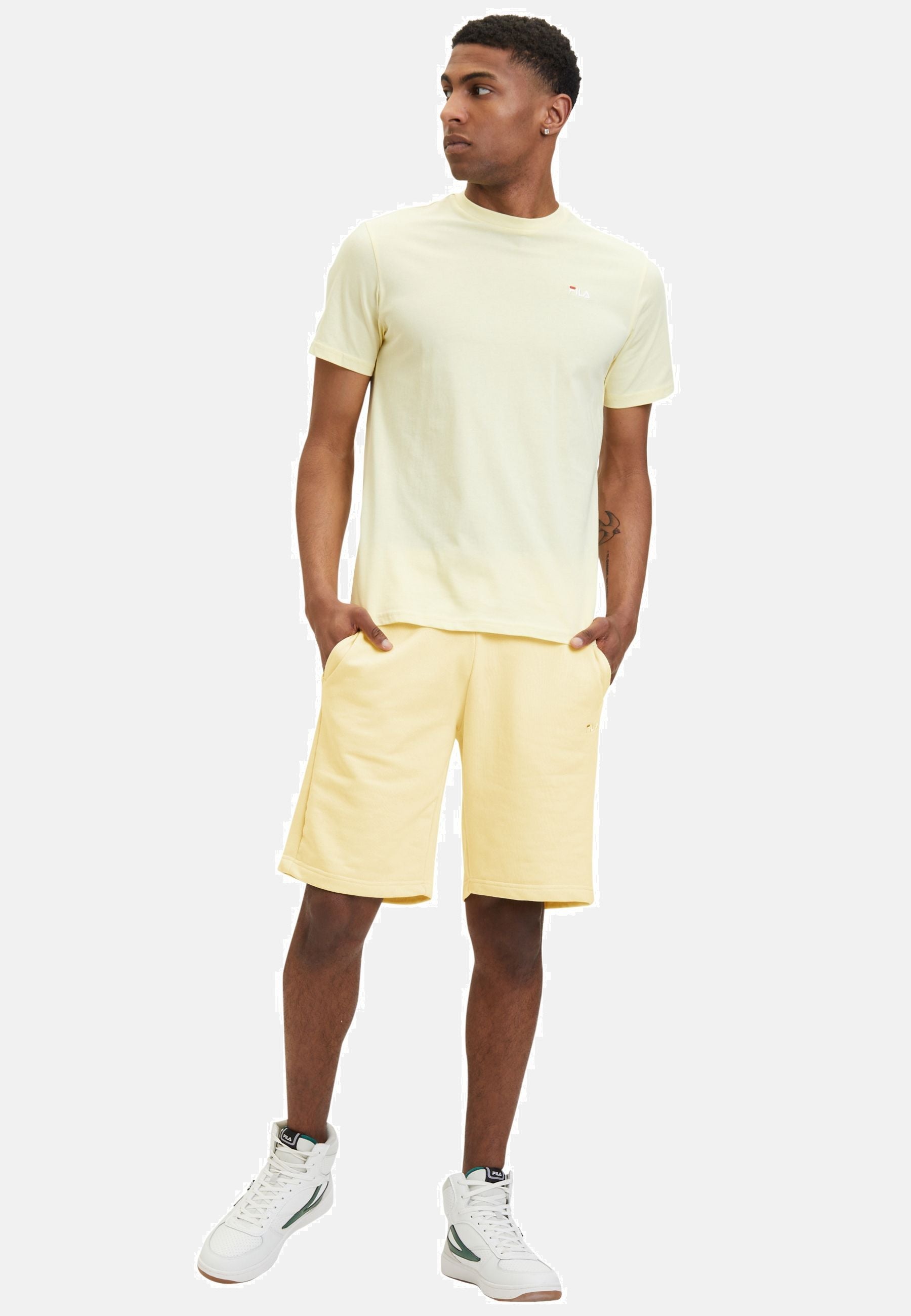 Blehen Sweat Shorts in French Vanilla Shorts Fila   