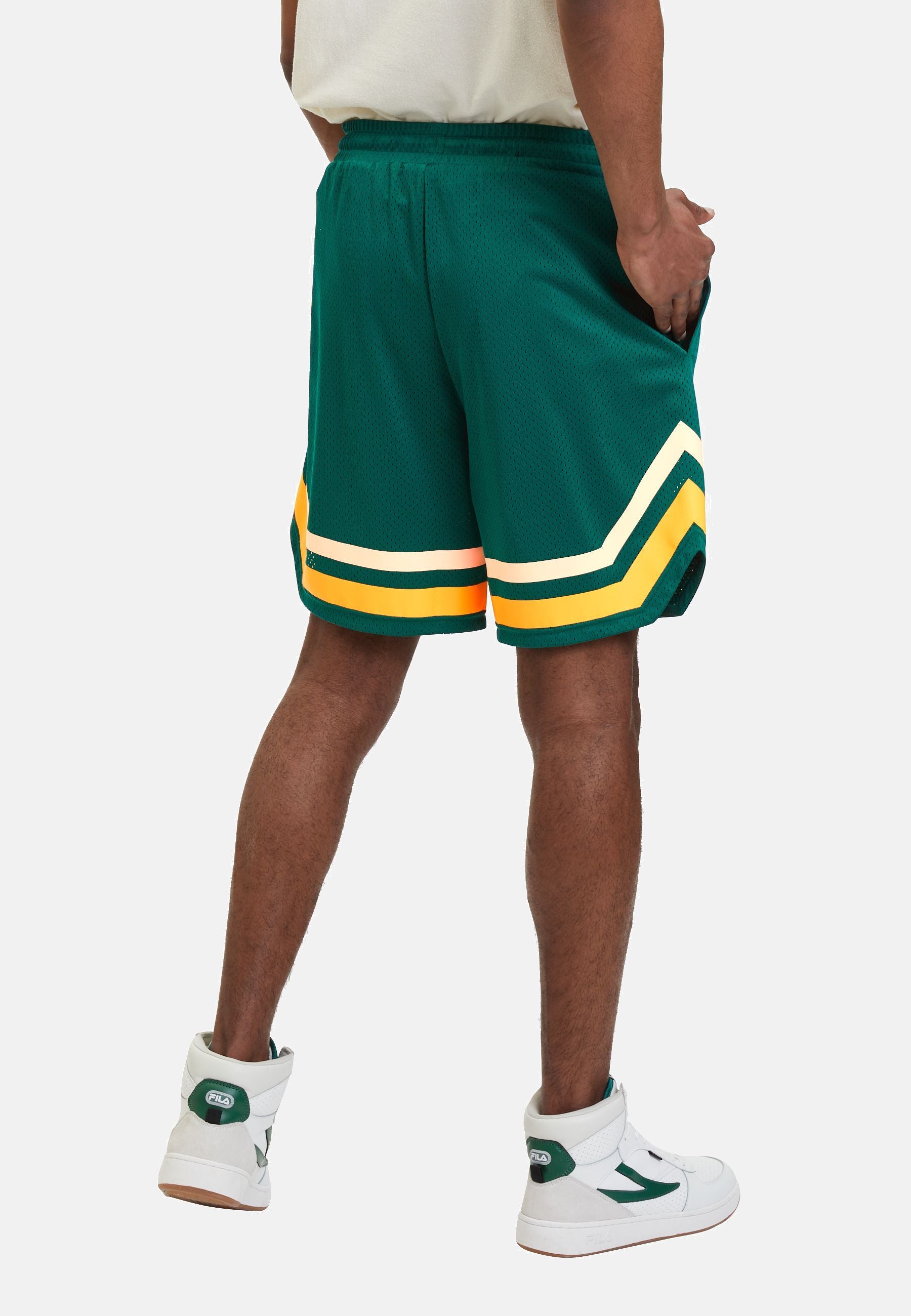 Lashio Baseball Shorts in Aventurine Shorts Fila   