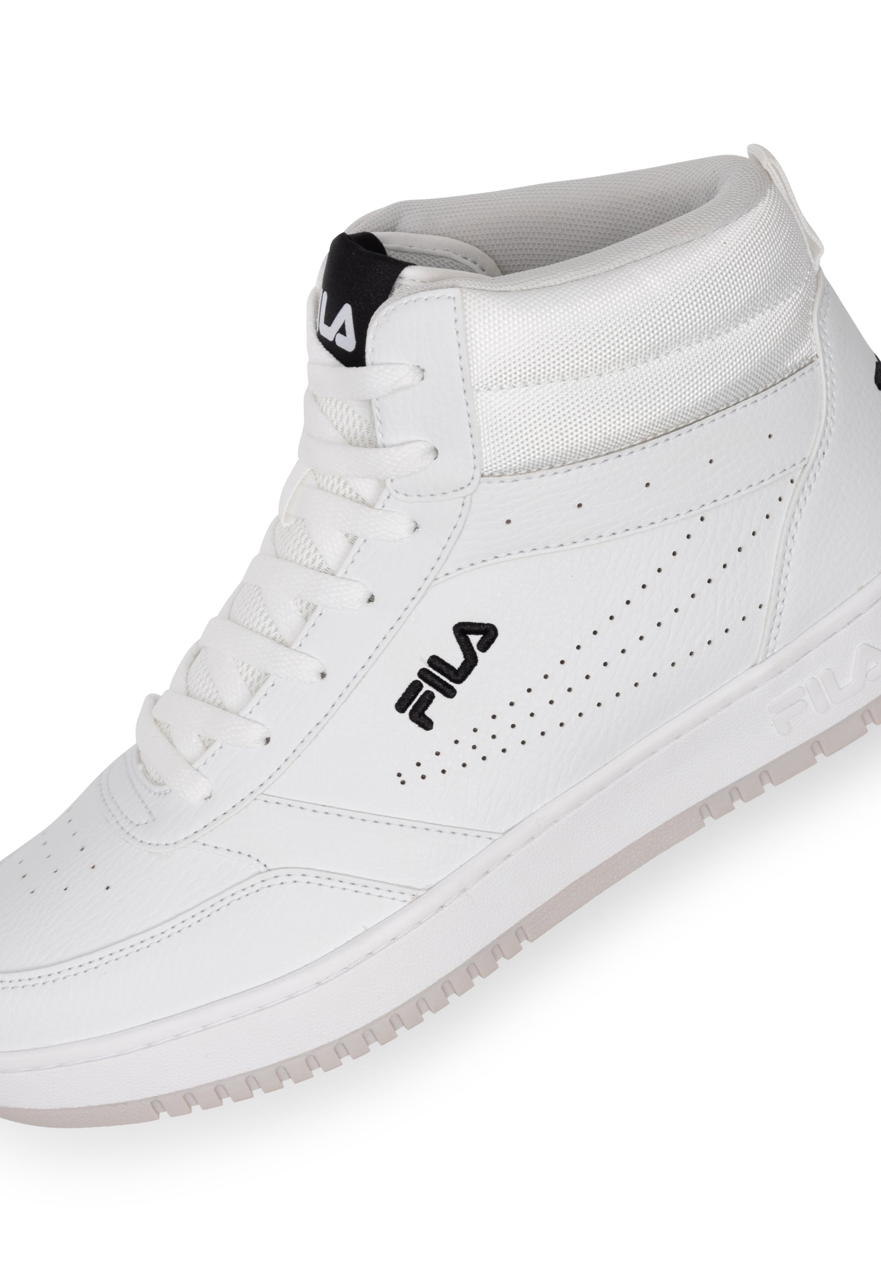 Rega Mid in White Sneakers Fila   