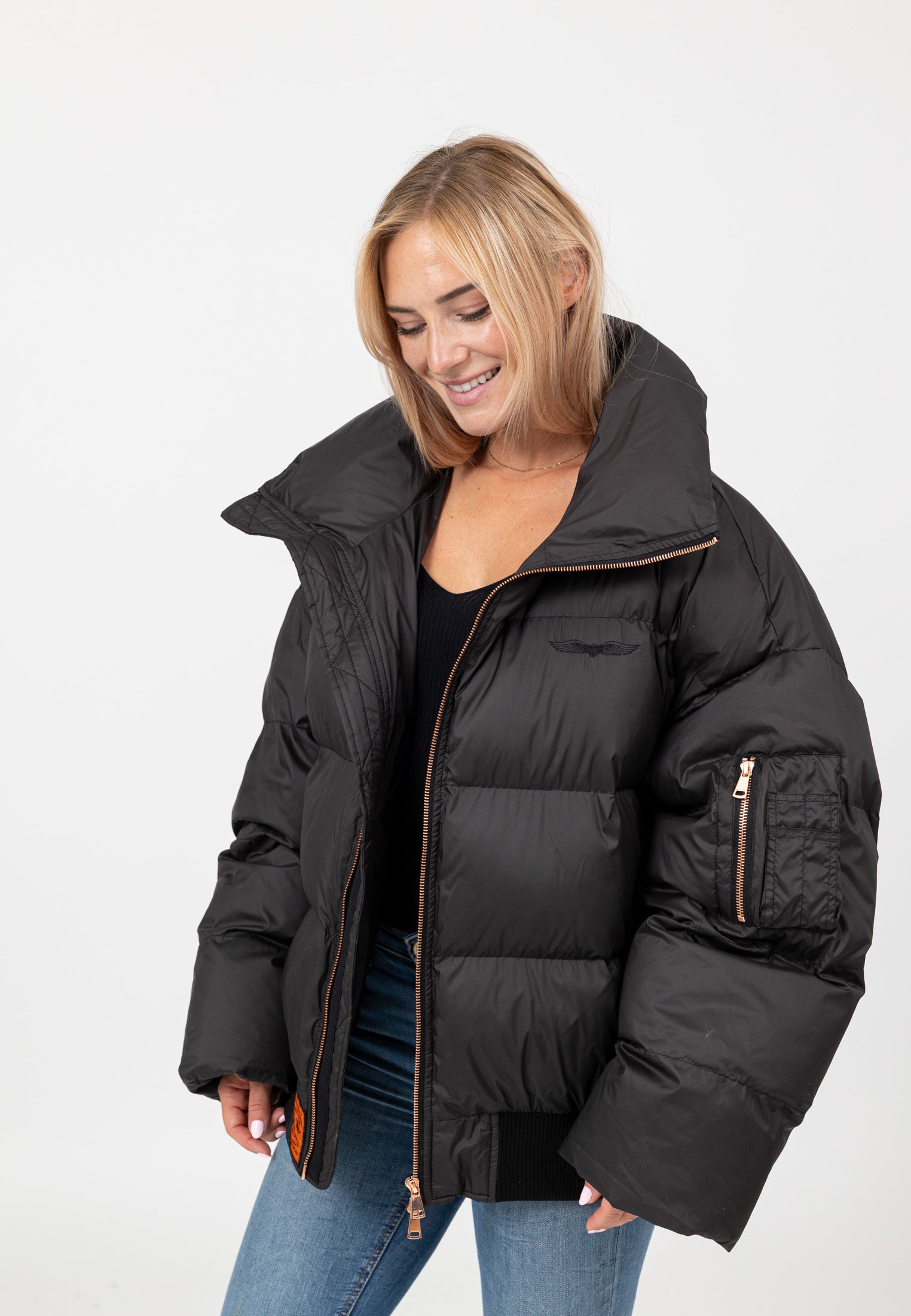 Hill-W in Black Jackets Bombers Original