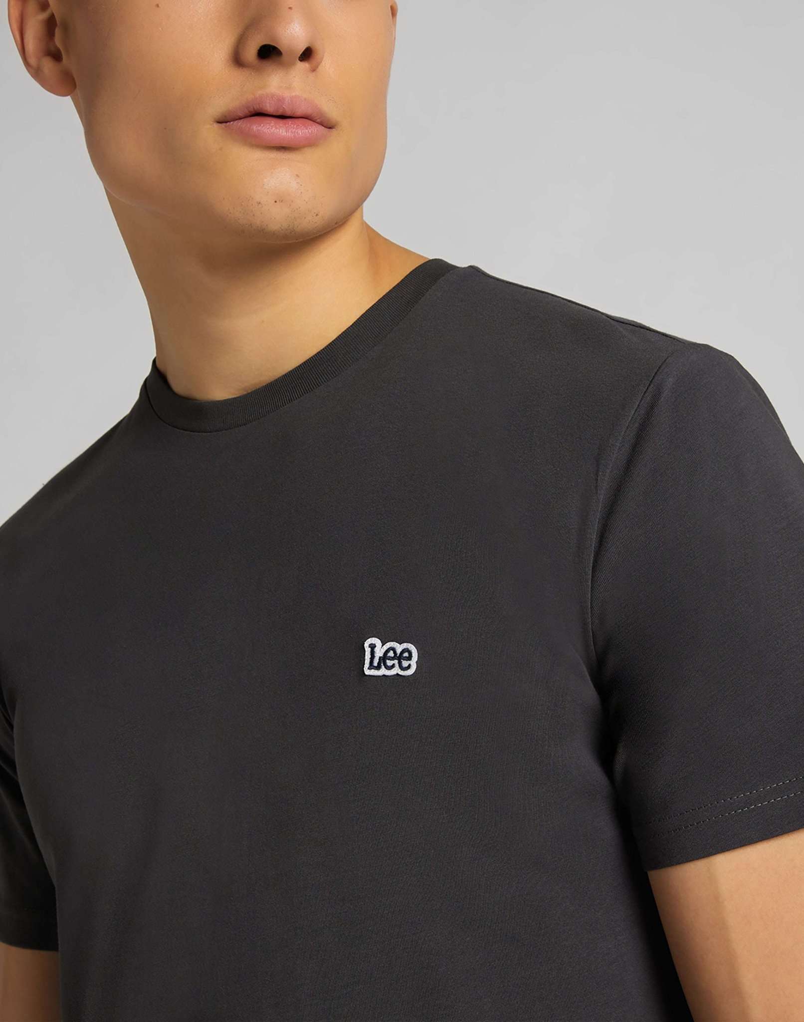 Short Sleeve Patch Logo Tee in Washed Black T-Shirts Lee   