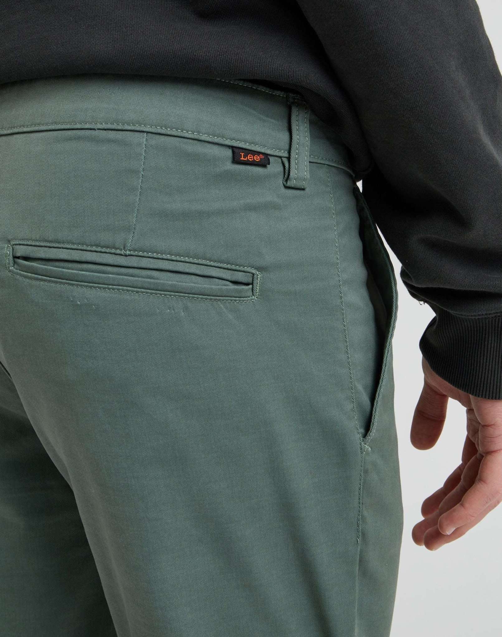 Slim Chino in Fort Green Pants Lee   