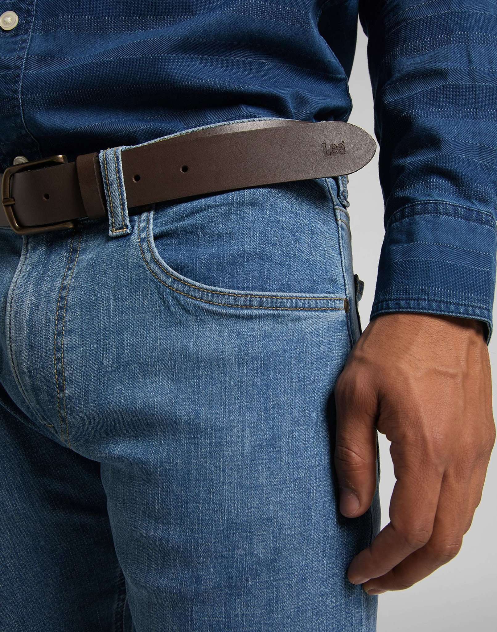 Core Belt in Dark Brown Belt Lee   