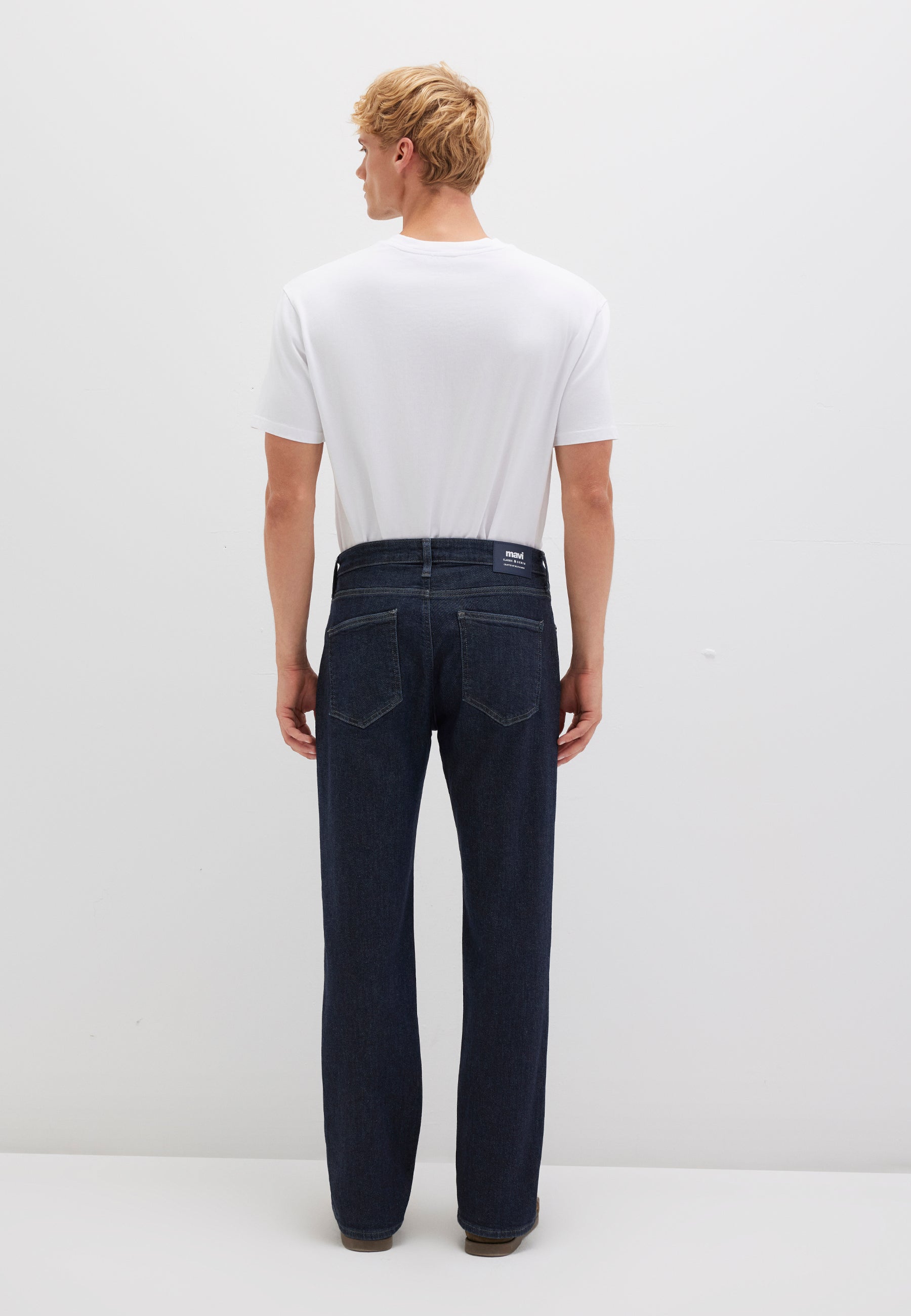 Lisbon in Rinse Classic Comfort Jeans Mavi