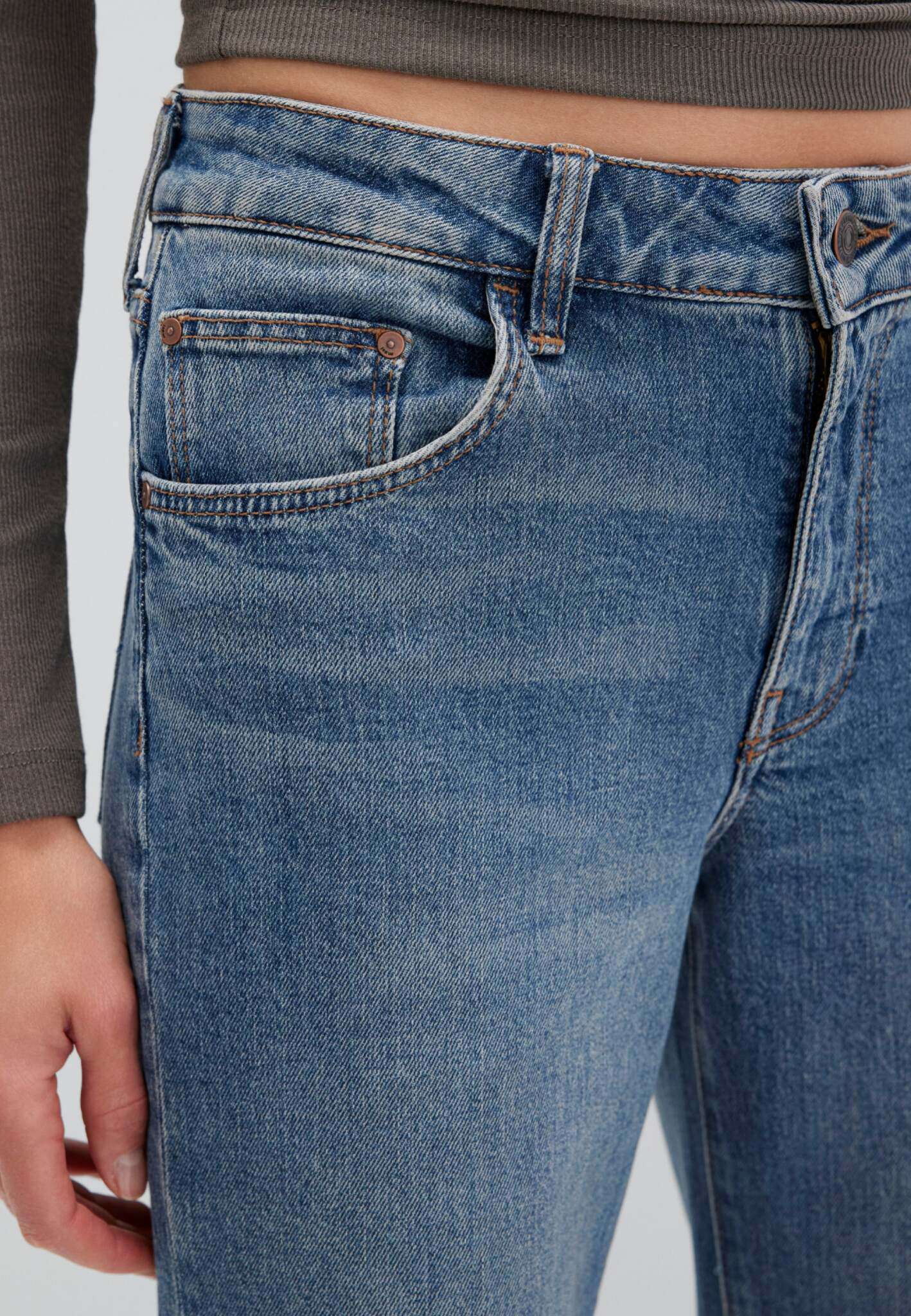 Ibiza in Mid Shaded 90S Jeans Mavi