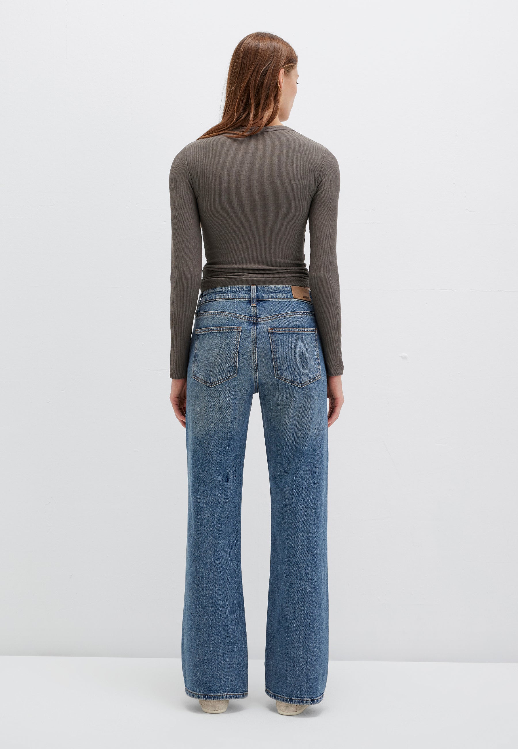 Ibiza in Mid Shaded 90S Jeans Mavi