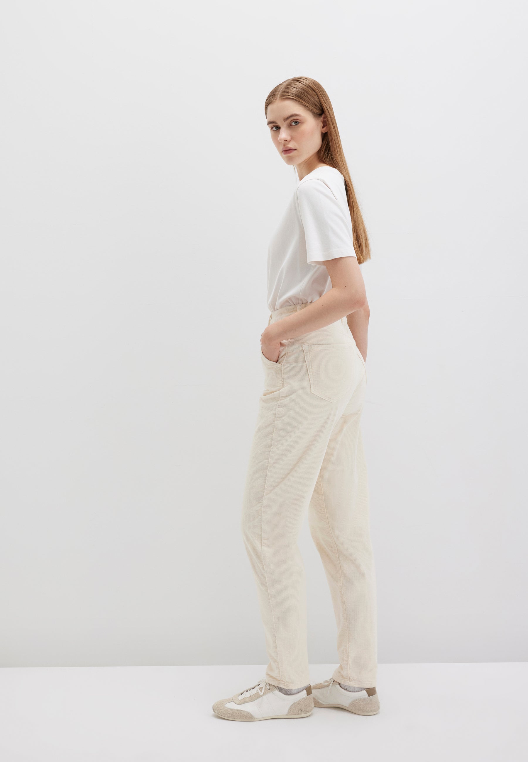 Laura in angora corduroy pants Mavi