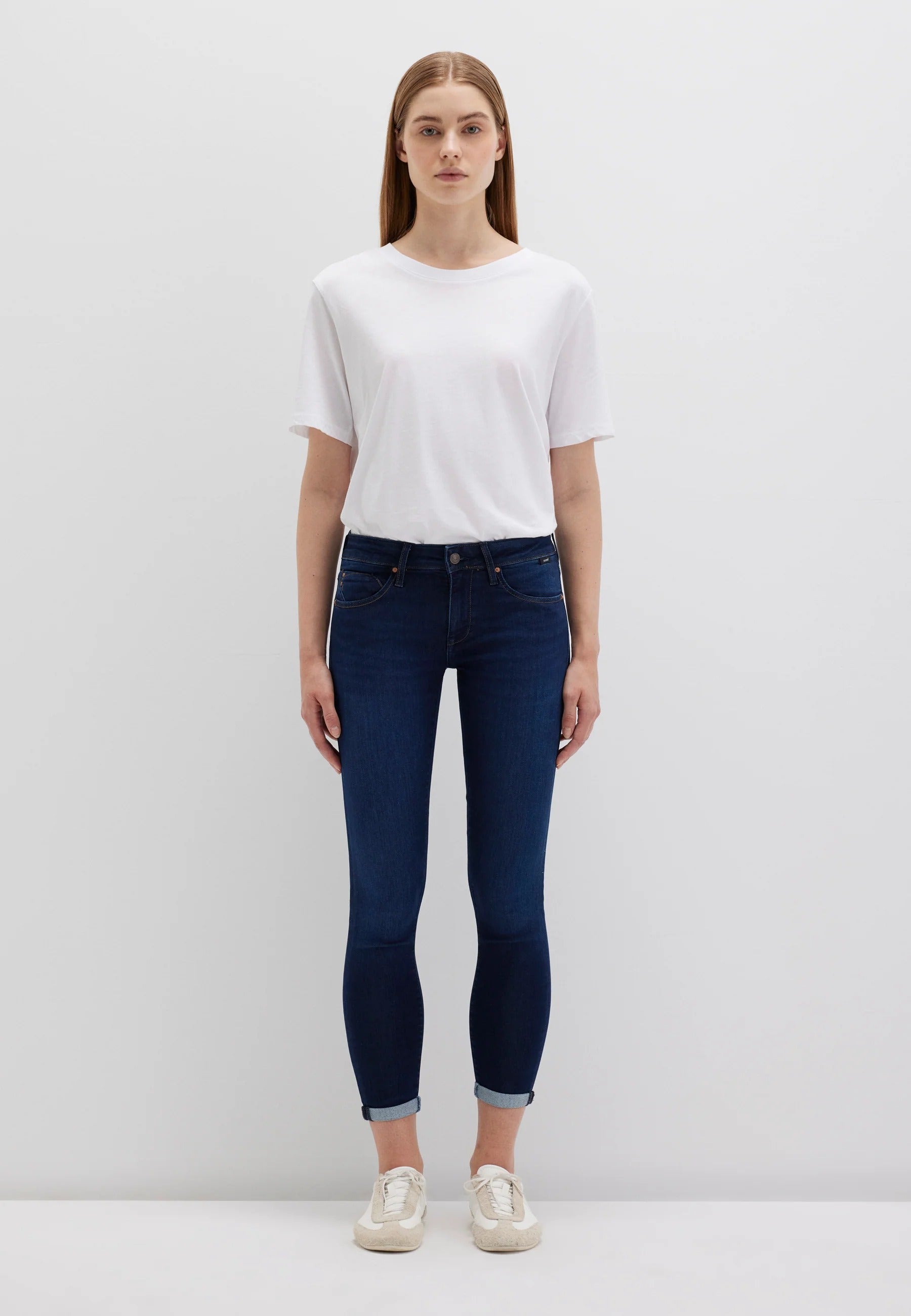Lexy in Deep Sateen Glam Jeans Mavi