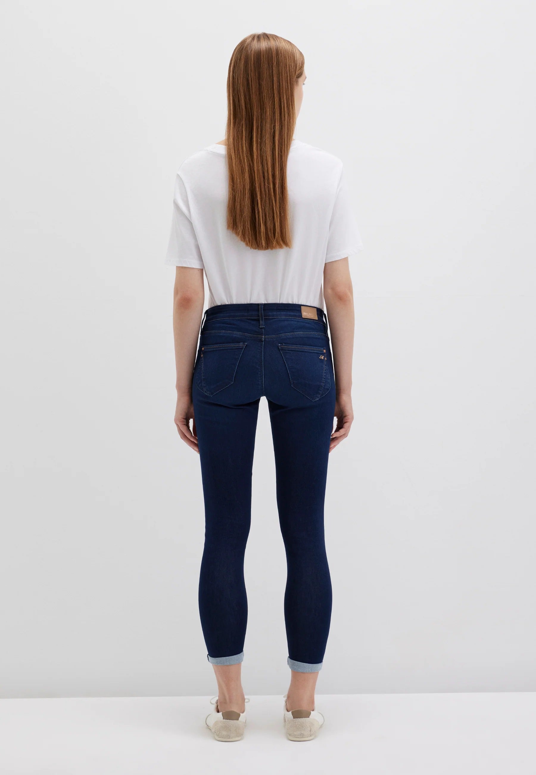 Lexy in Deep Sateen Glam Jeans Mavi