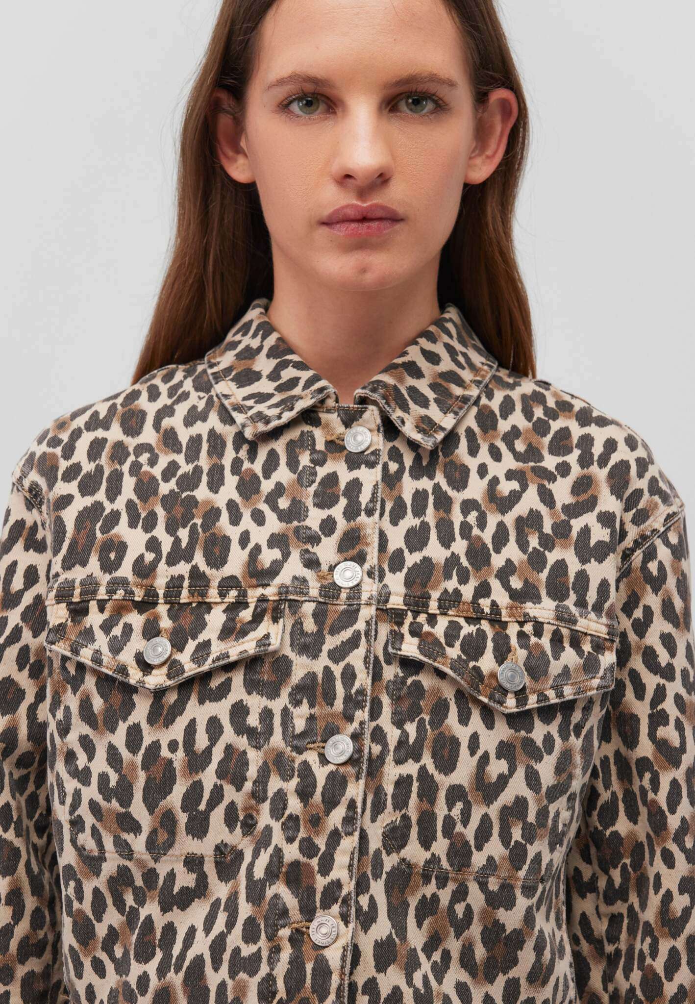 Maren in leopard denim jackets Mavi