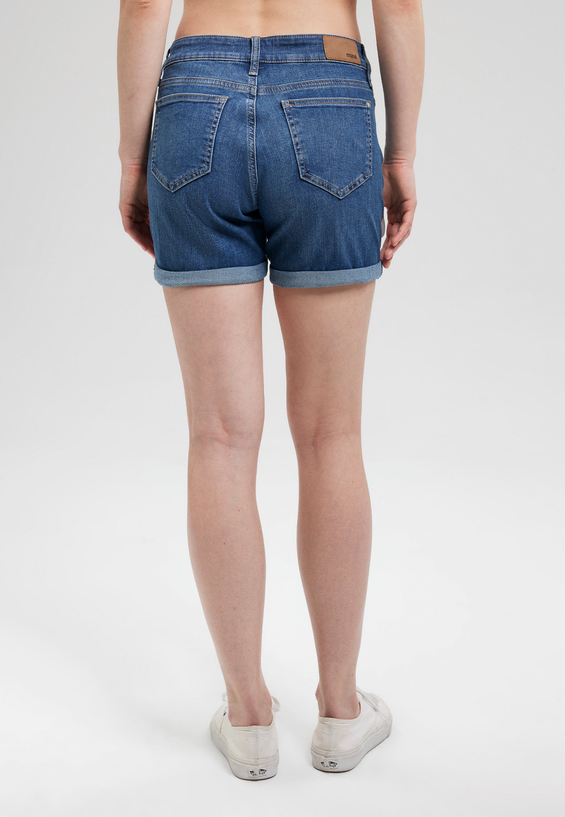 Pixie in Dark Brushed Str denim shorts Mavi   