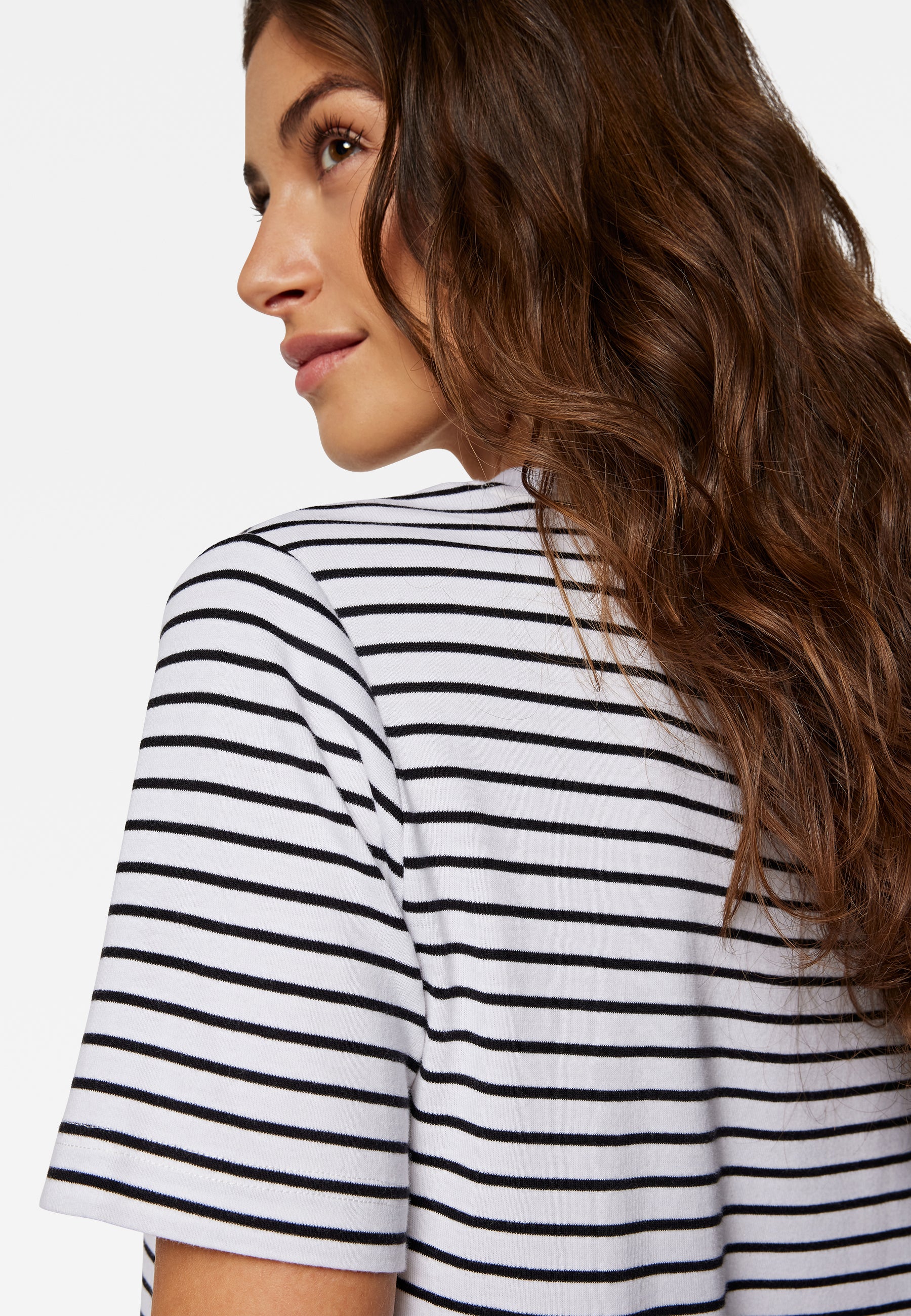 Crew Neck T-Shirt in Black Stripe T-Shirts Mavi   