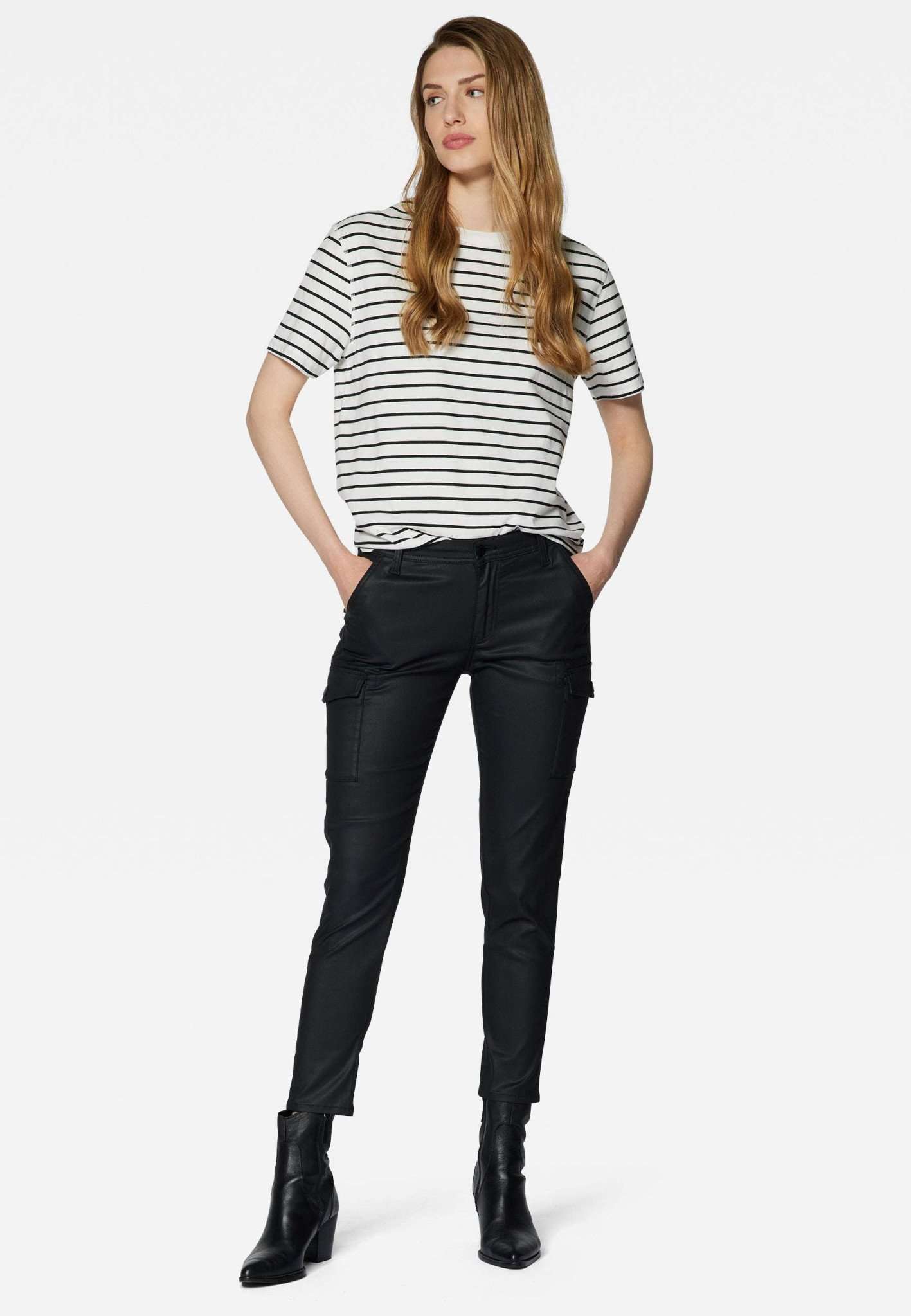 Stripe T-Shirt in Black Striped T-Shirts Mavi   