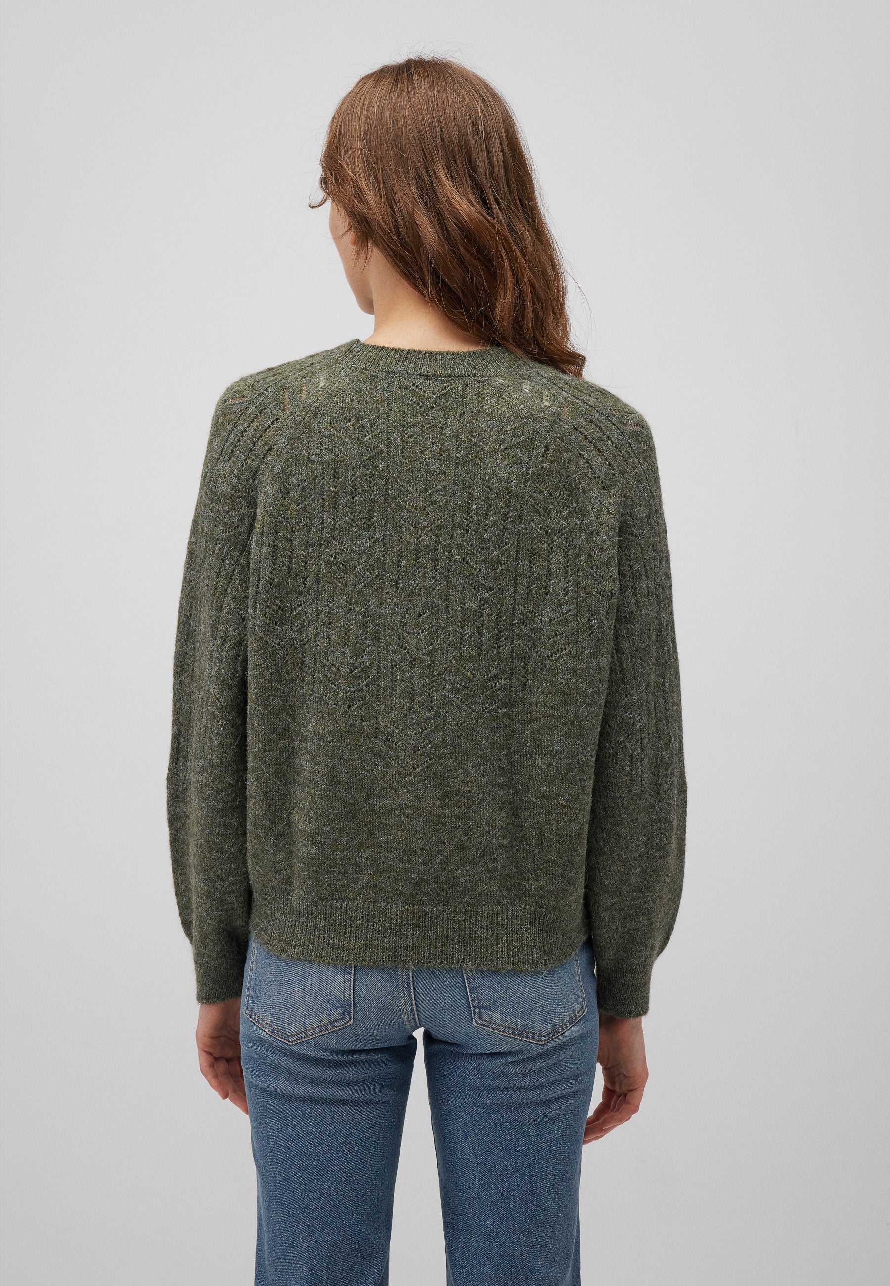 Crew Neck Sweater in Beetle Sweater Mavi   