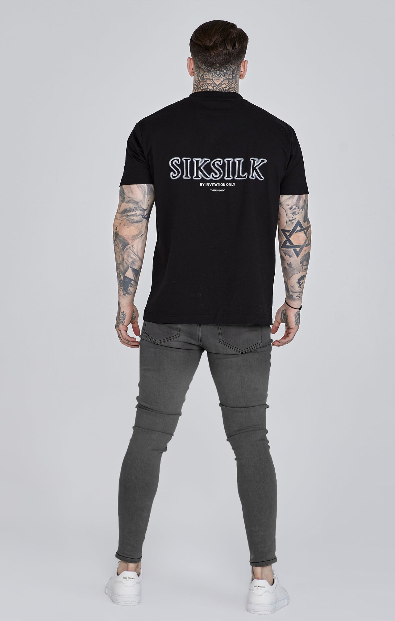 Distressed skinny jeans in gray Jeans SikSilk   