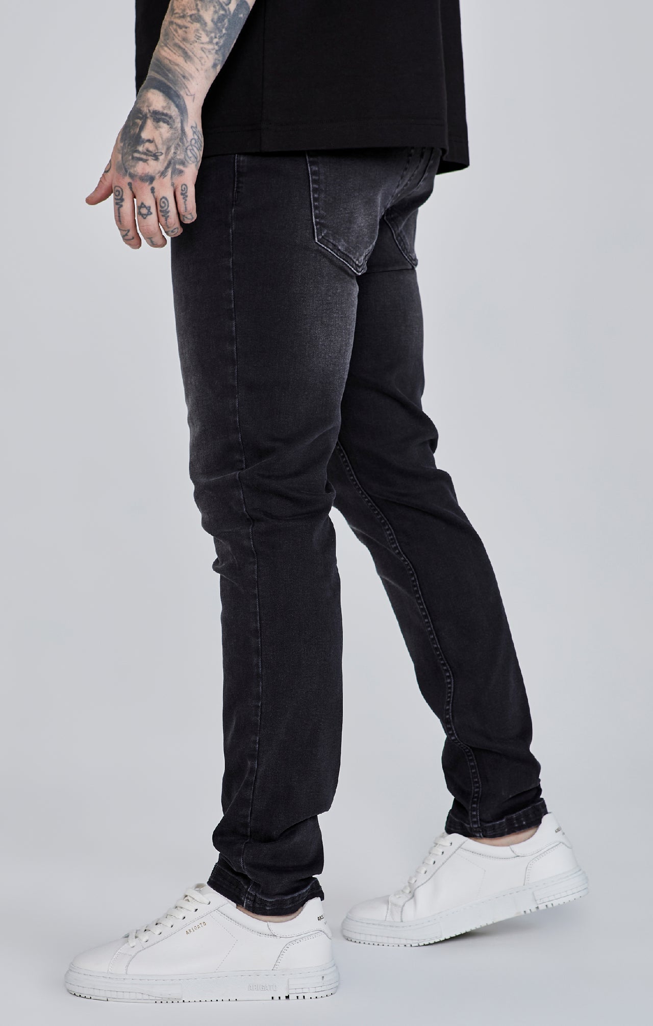 Slim Fit Jeans in Black Jeans SikSilk   