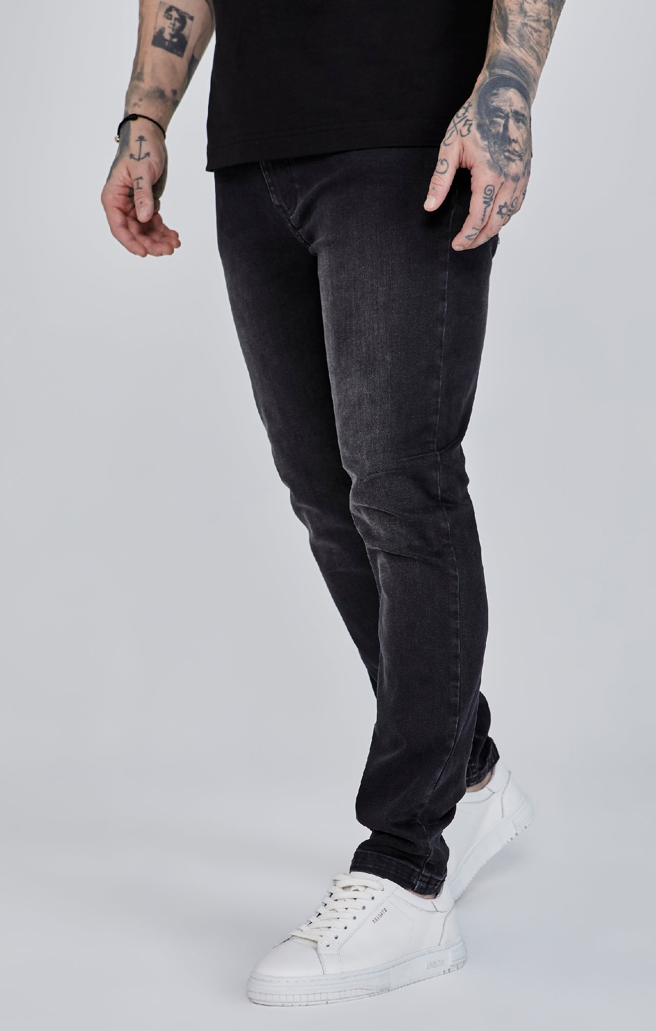 Slim Fit Jeans in Black Jeans SikSilk   