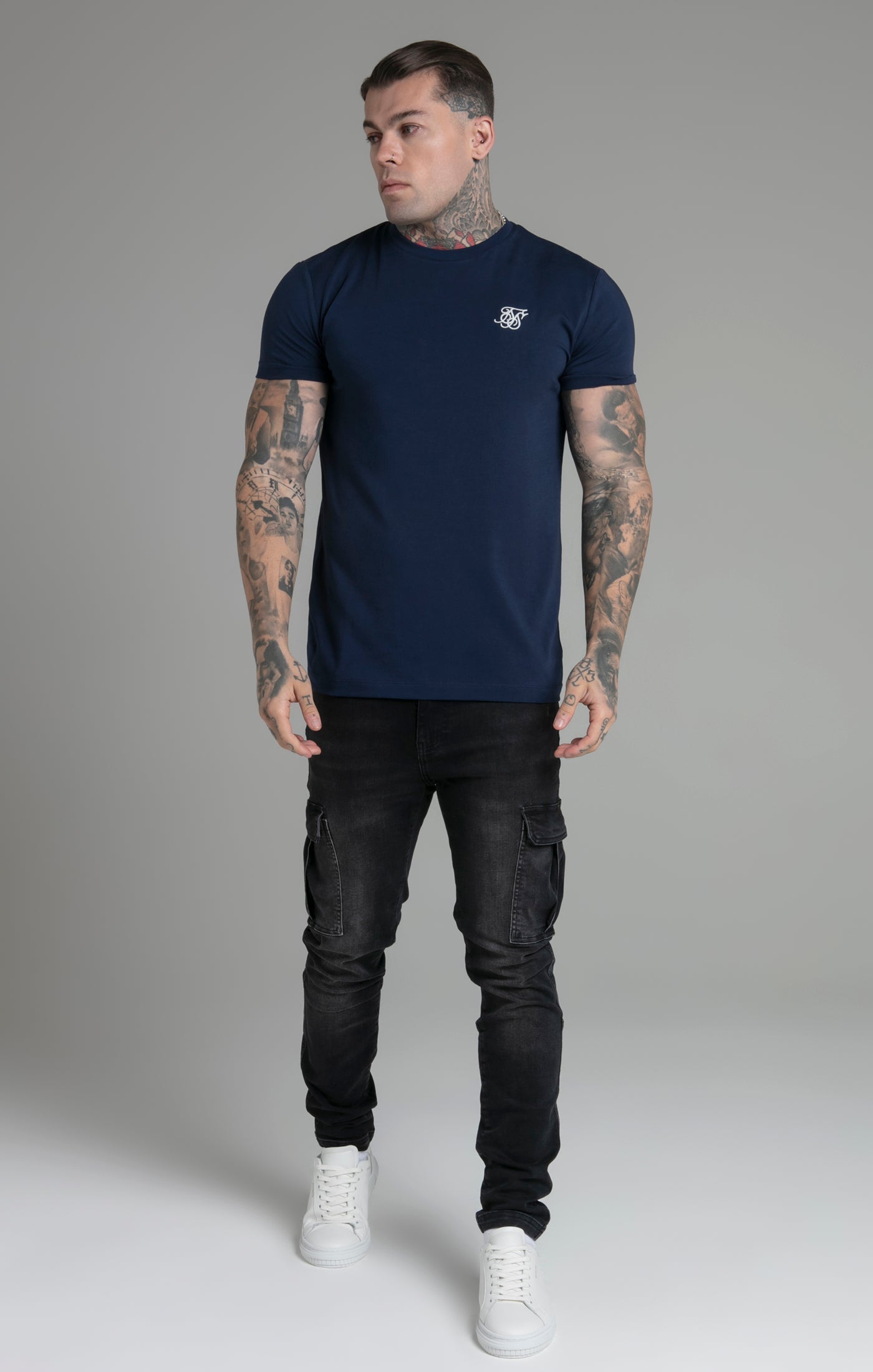 Muscle Fit T-Shirt in Navy T-Shirts SikSilk   