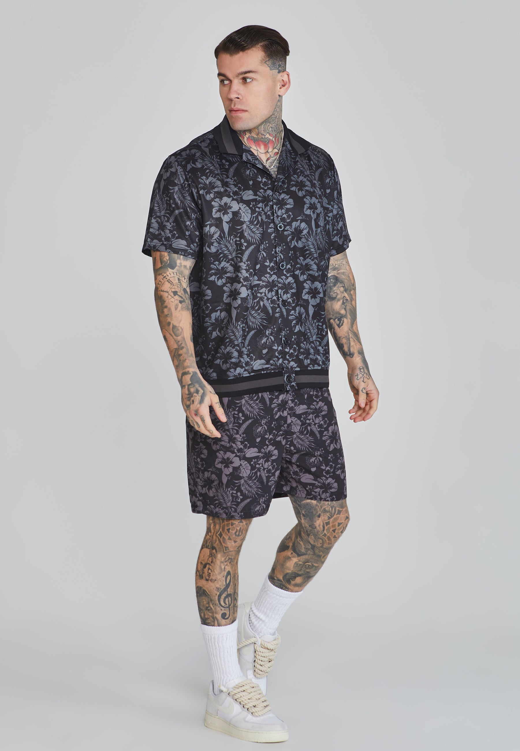 Swim Shorts in Black Swimming trunks SikSilk   