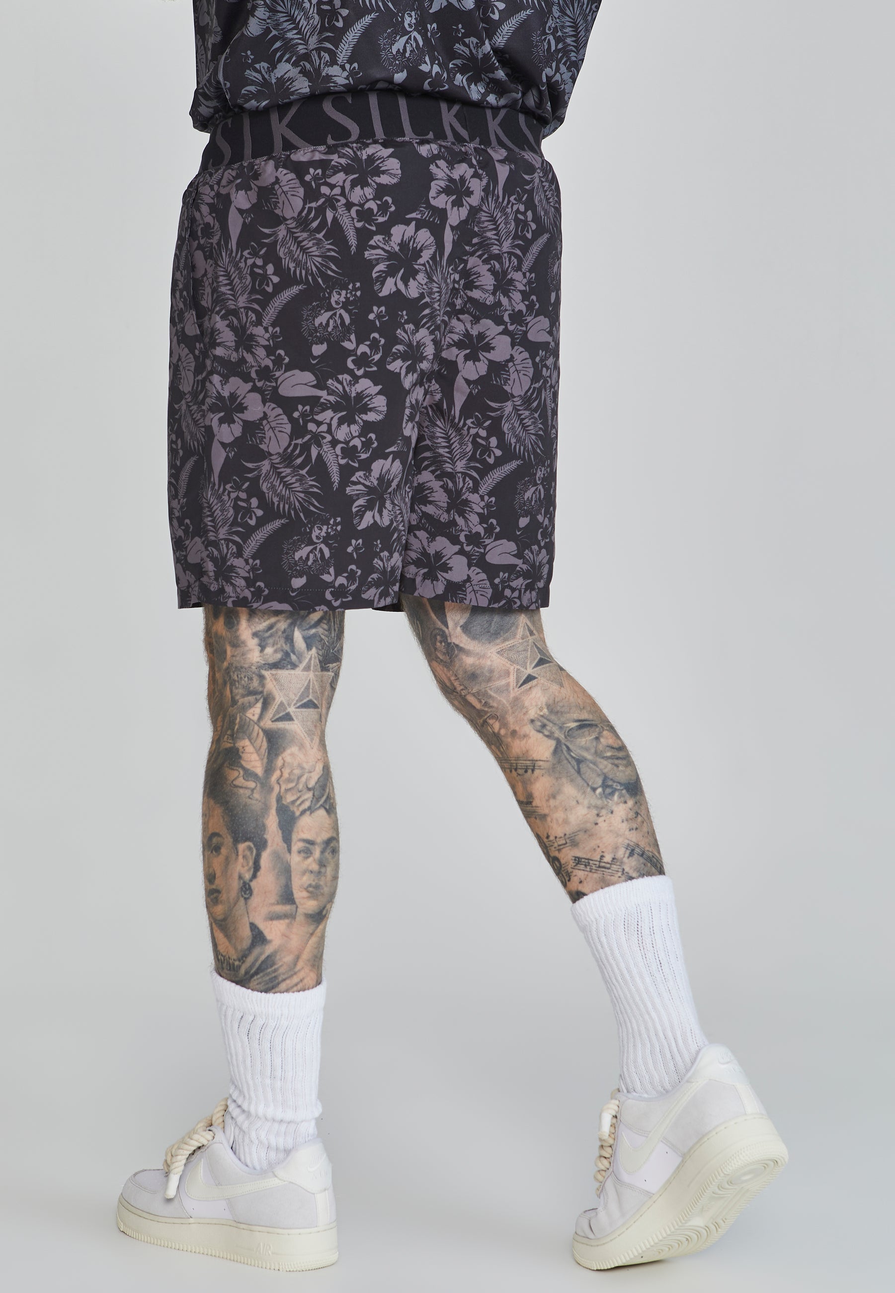 Swim Shorts in Black Swimming trunks SikSilk   