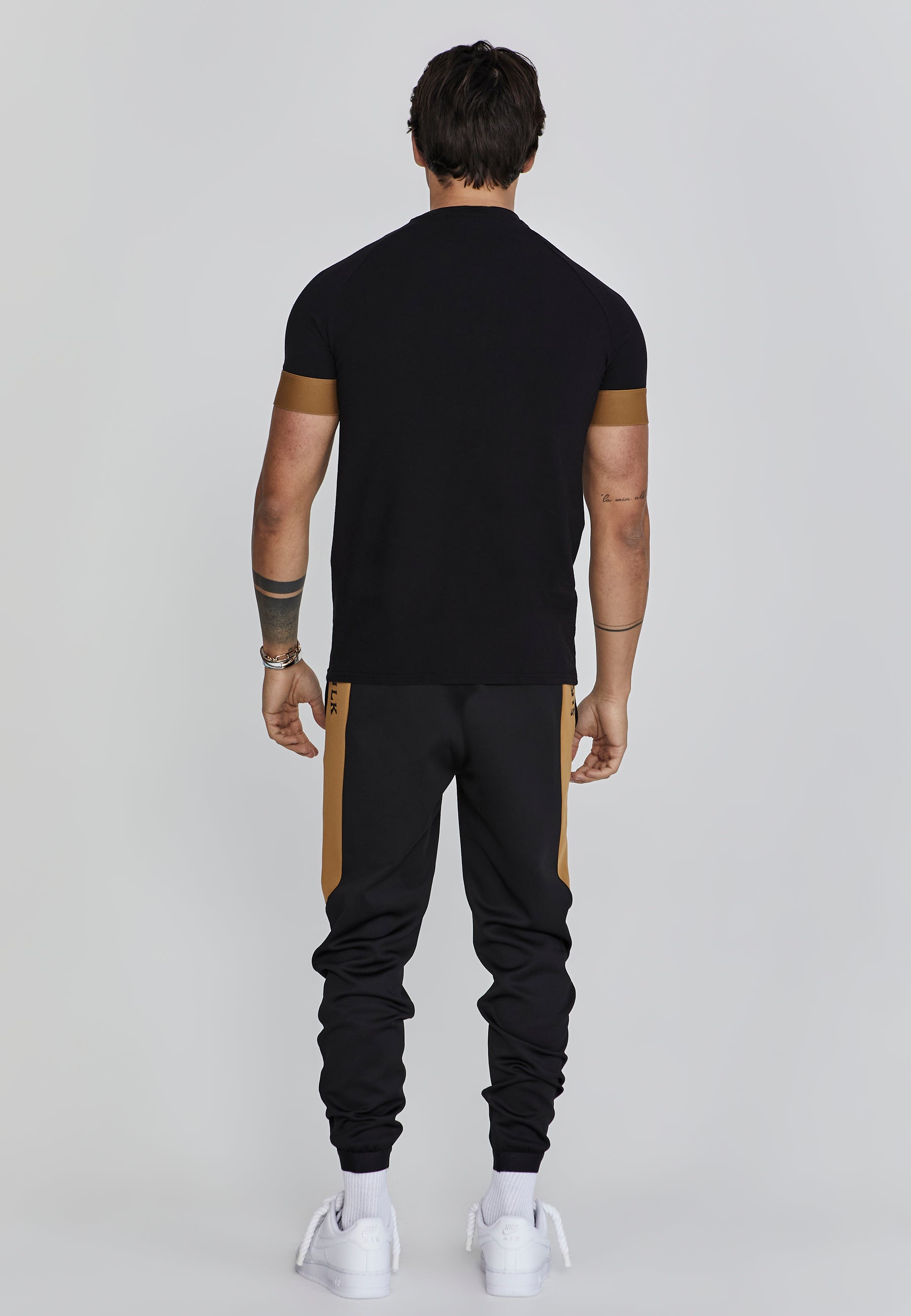 Muscle Fit Joggers in Black Pants SikSilk   