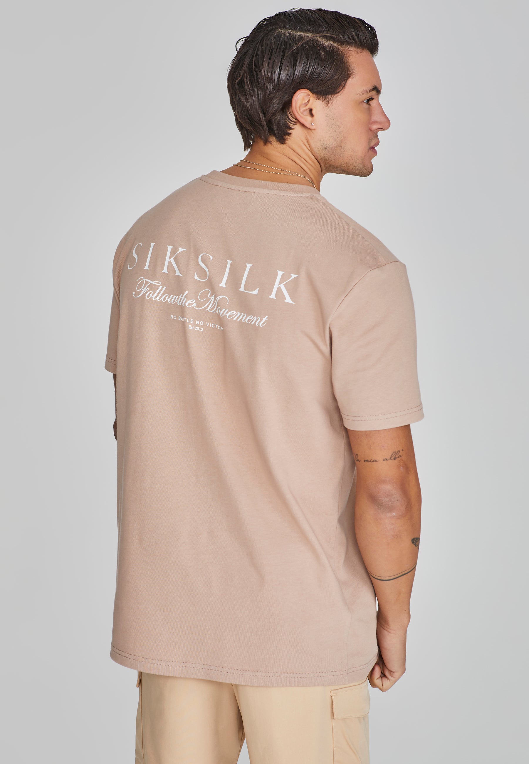 Graphic T-shirt in beige T-shirts SikSilk   