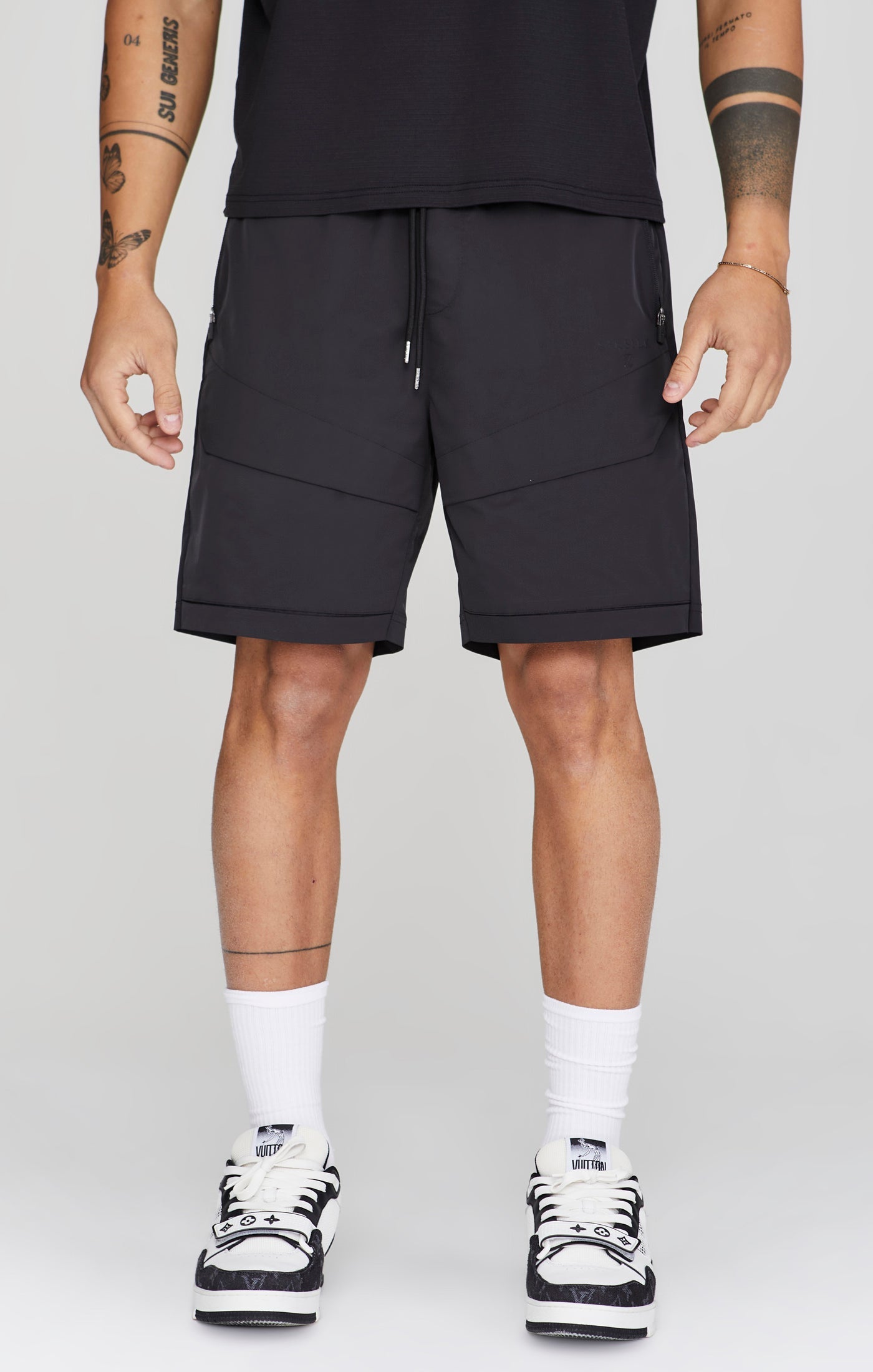 Cargo Shorts in Black Shorts SikSilk   