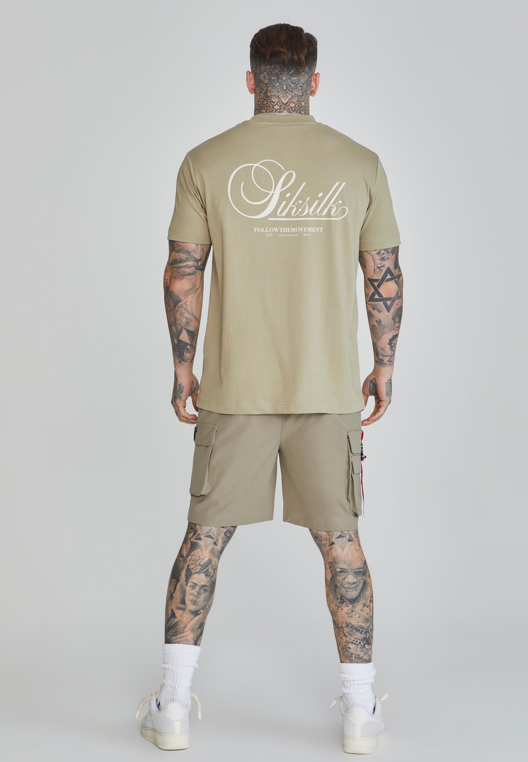 Cargo shorts in khaki Shorts SikSilk   