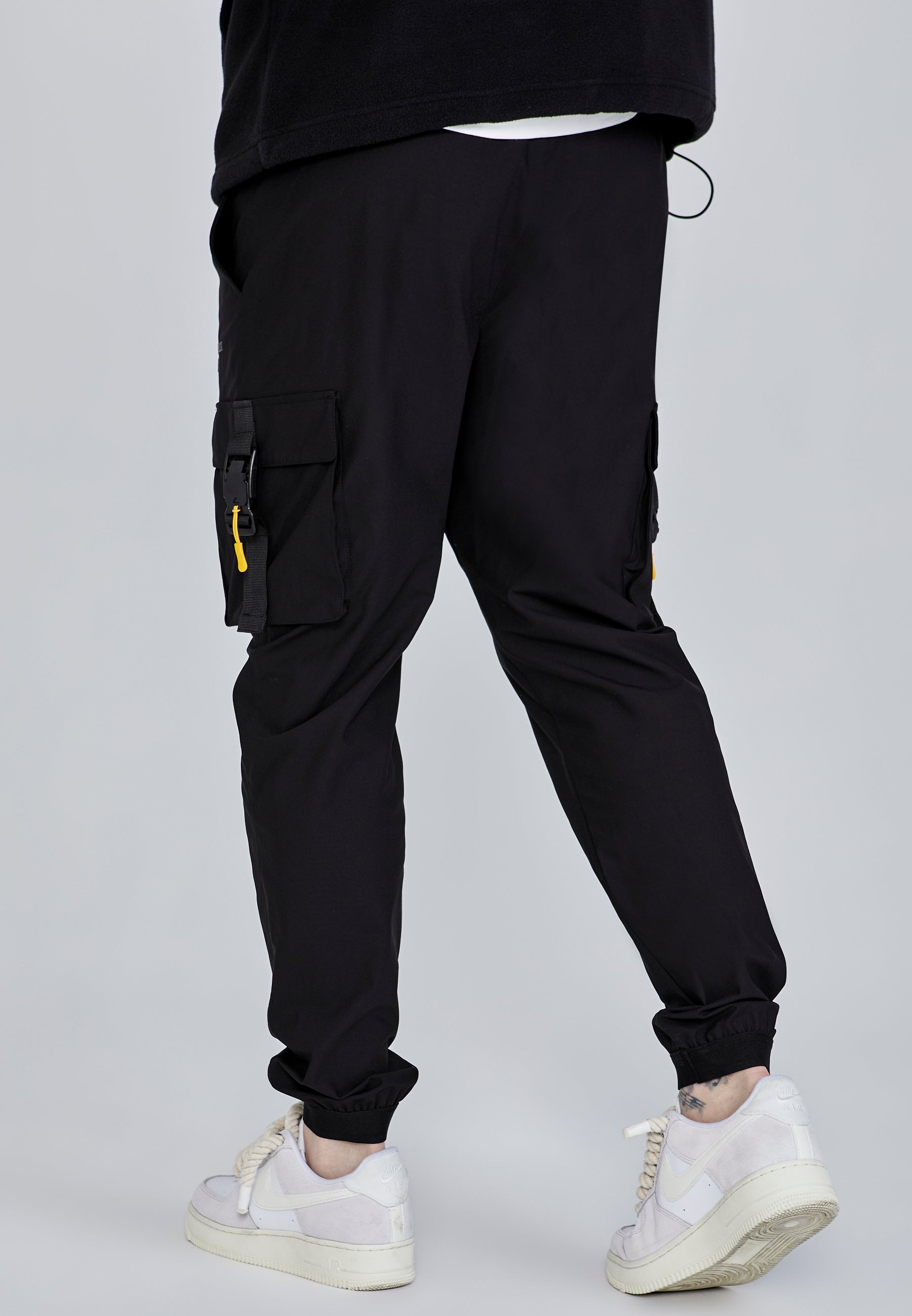 Cargo Pants in Black Pants SikSilk   