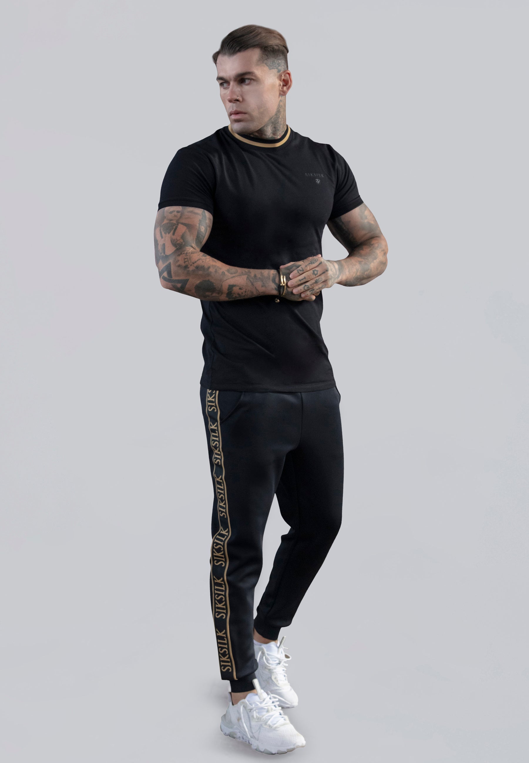 Muscle Fit T-Shirt in Black T-Shirts SikSilk   