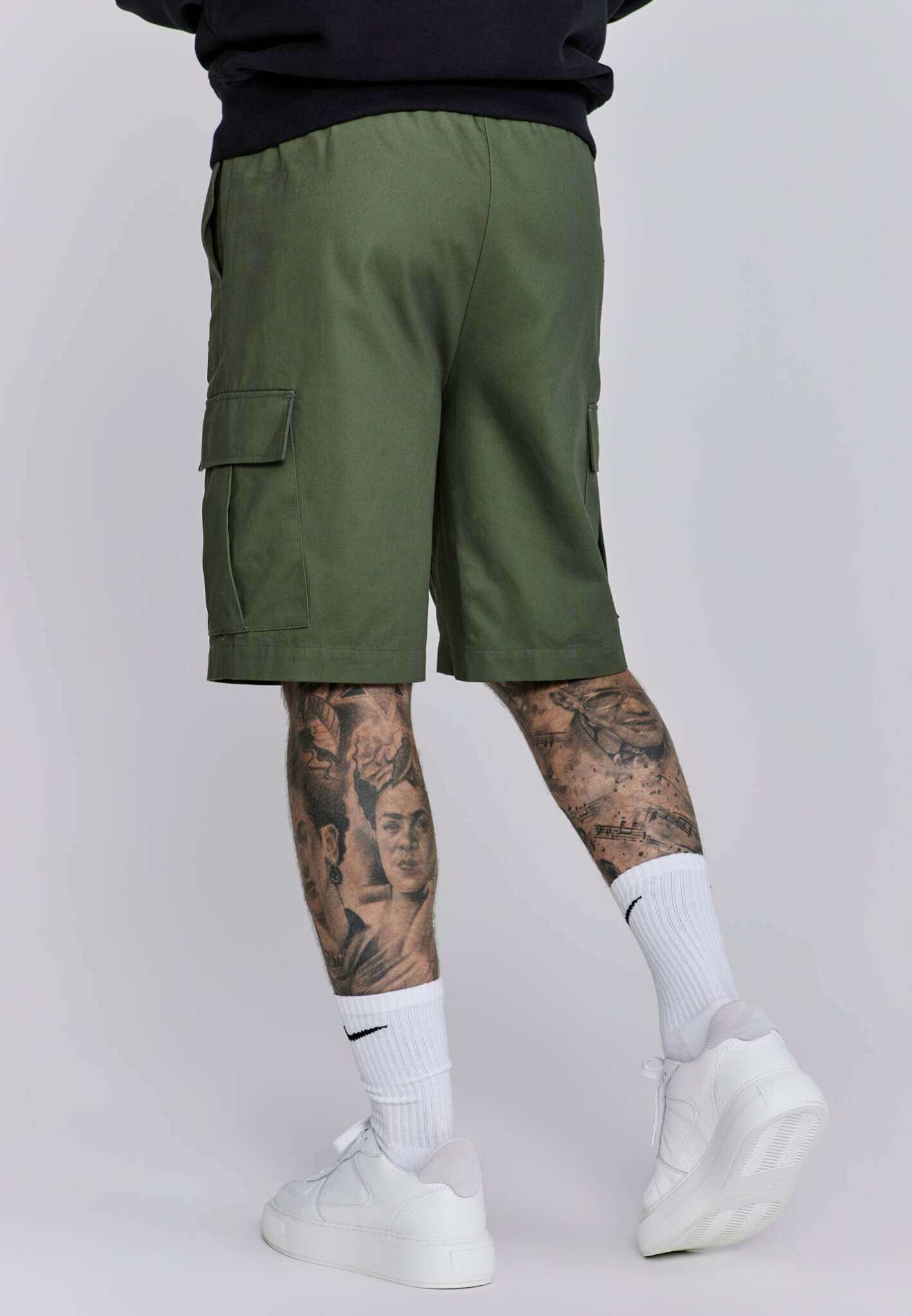 Cargo Shorts in Green Shorts SikSilk