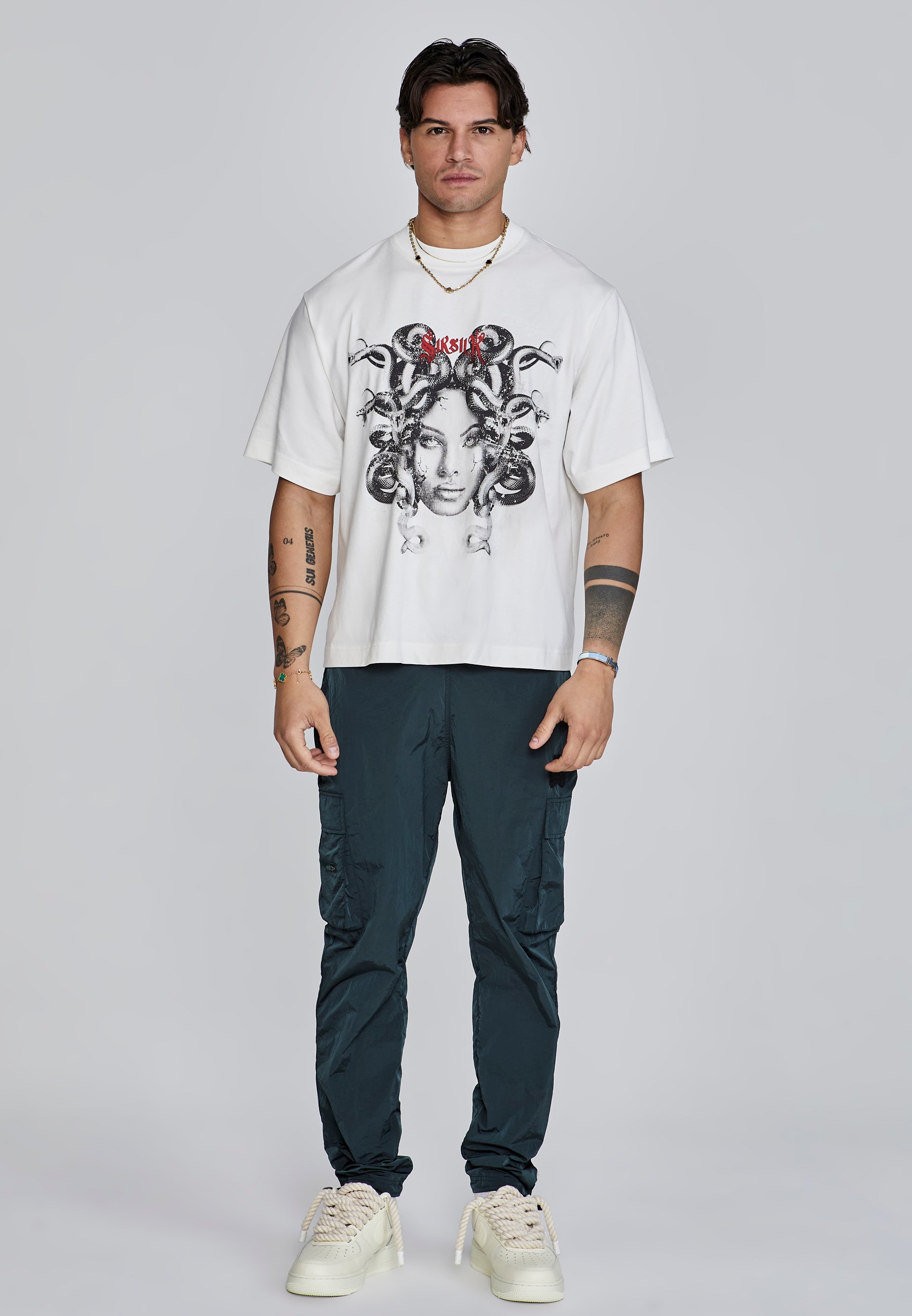 Medusa T-shirt in ecru T-shirts SikSilk   