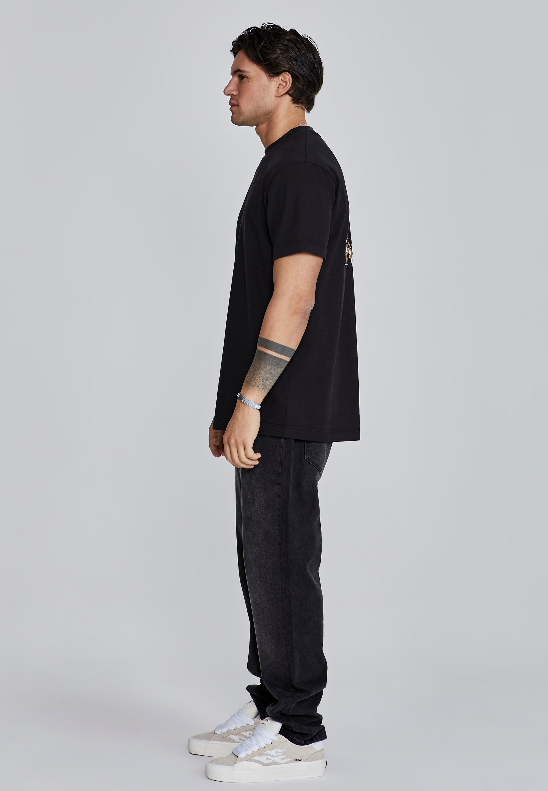 Filigree T-Shirt in Black T-Shirts SikSilk   