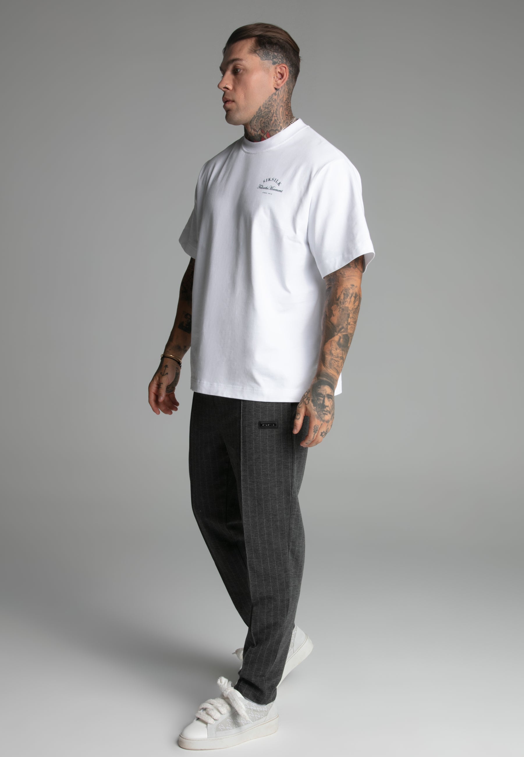 Logo T-Shirt in White T-Shirts SikSilk