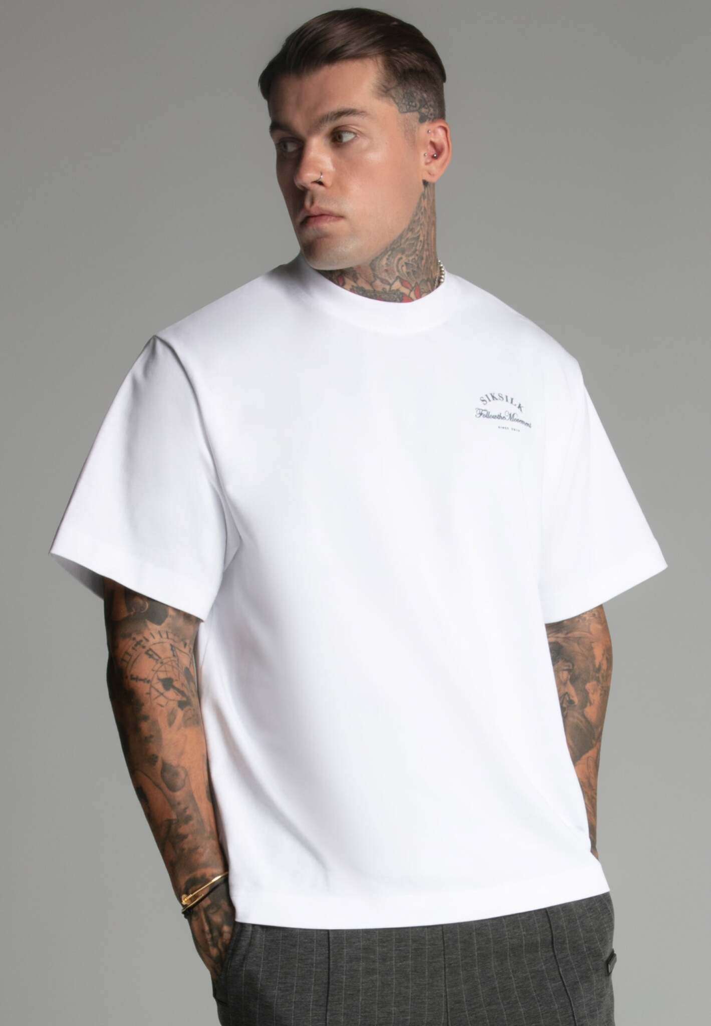 Logo T-Shirt in White T-Shirts SikSilk